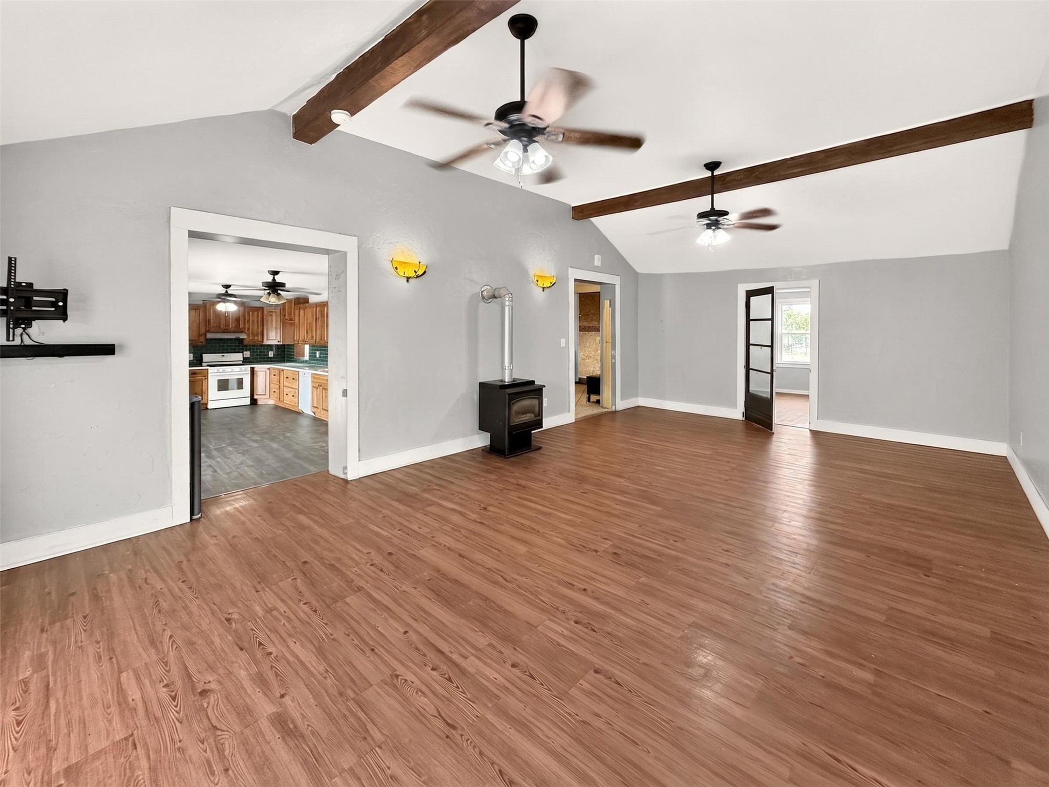 105 W Yellowstone Avenue Property Photo 3