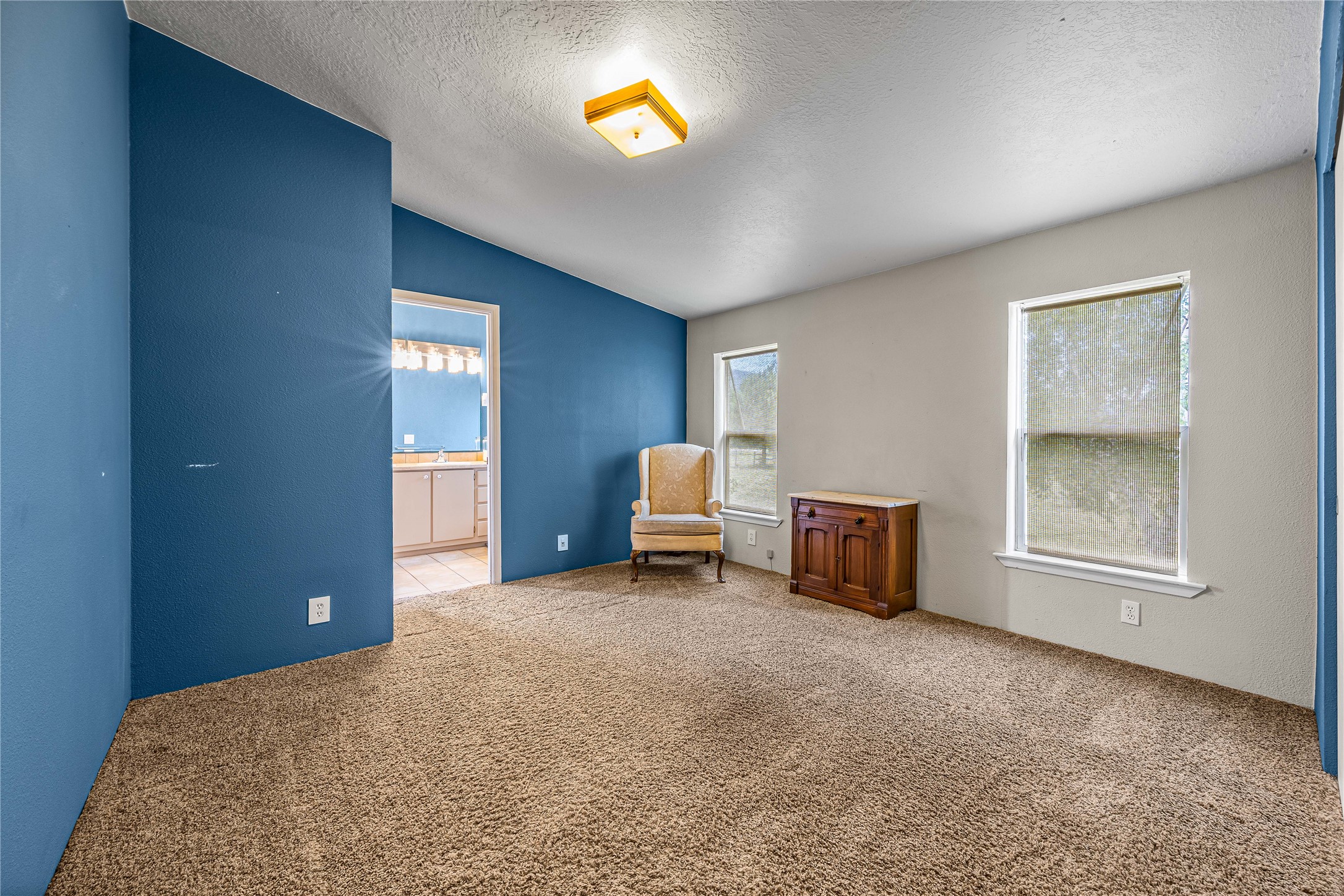 26560 Us Highway 93 N Property Photo 12