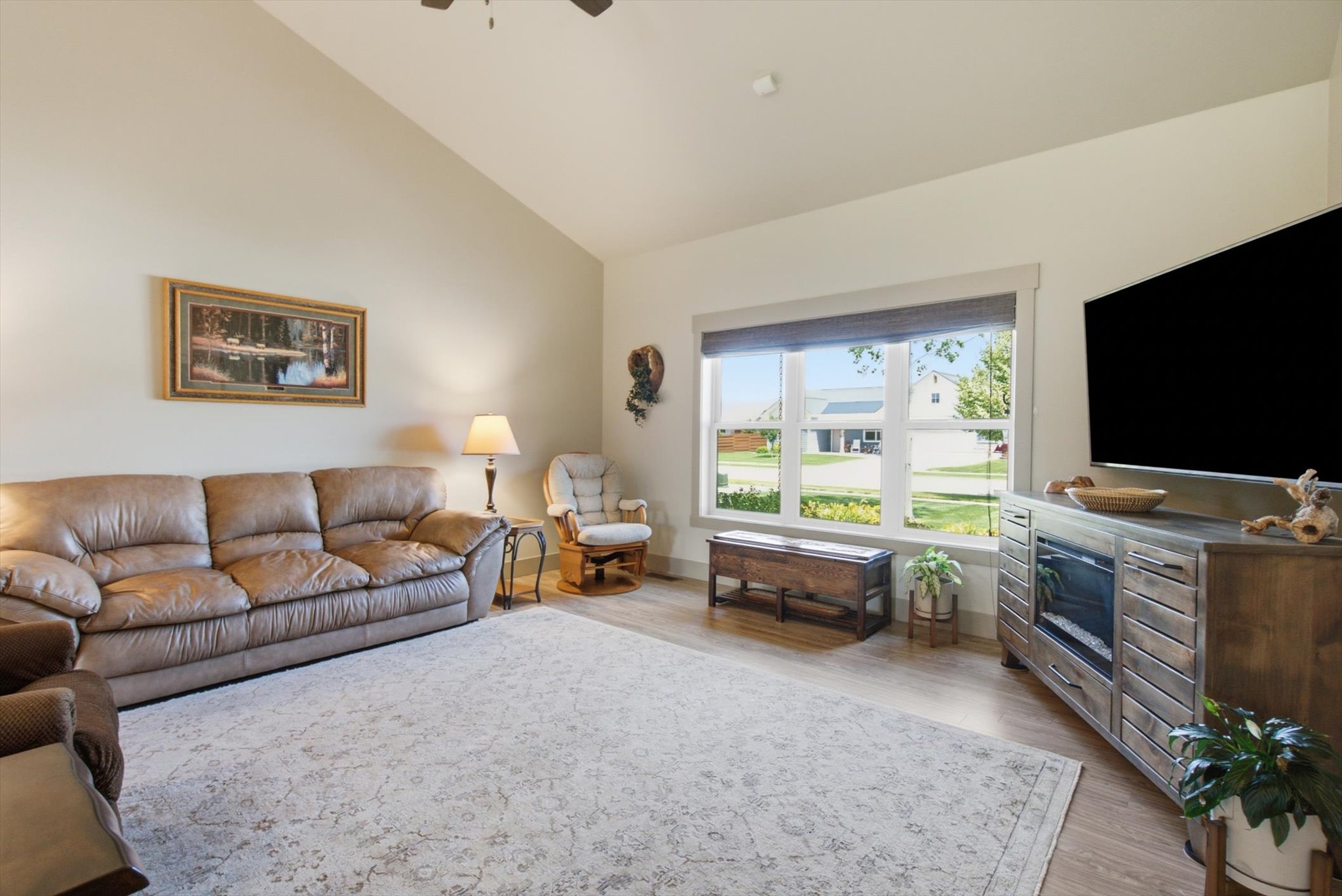 150 Lazy Creek Way Property Photo 4