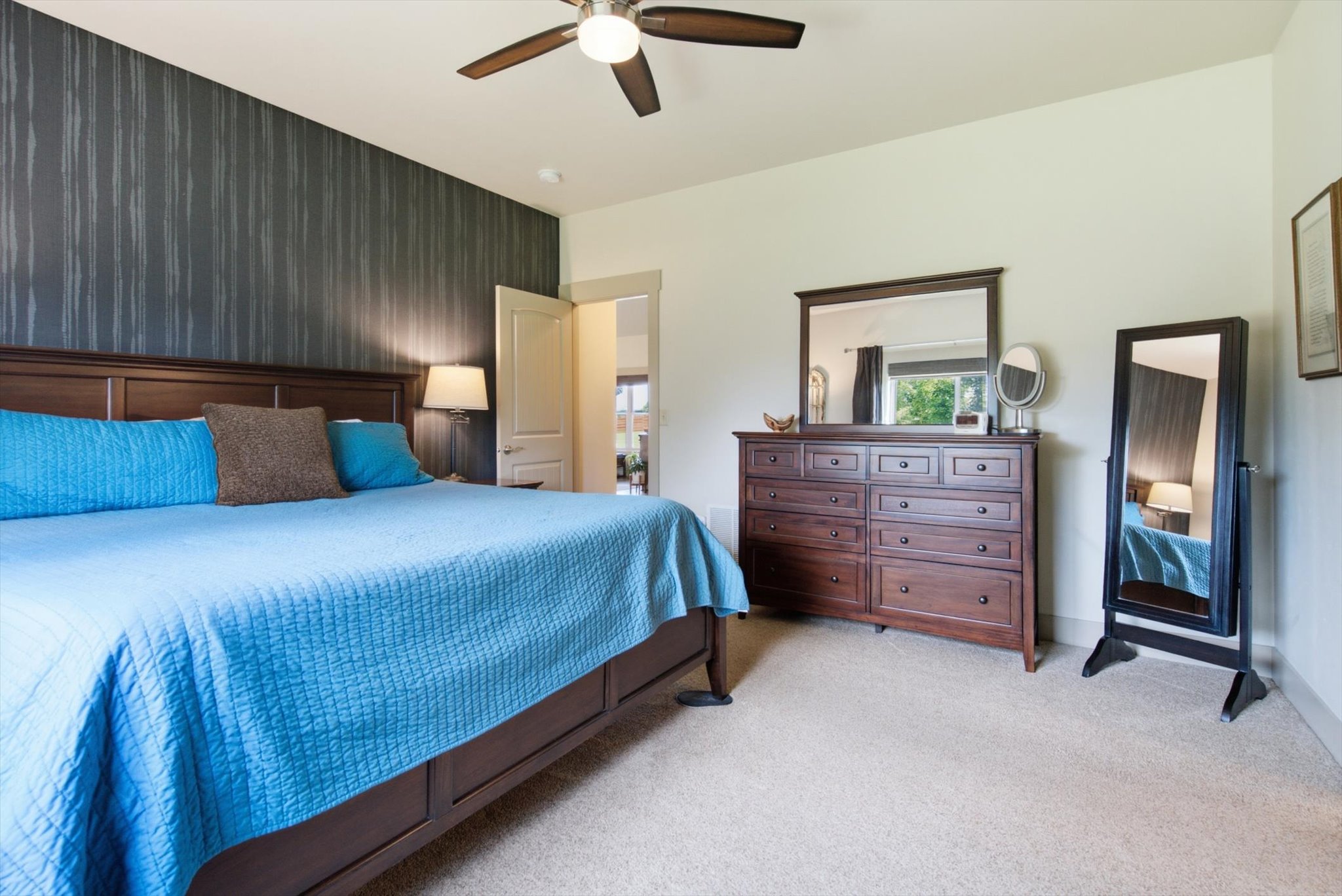 150 Lazy Creek Way Property Photo 9