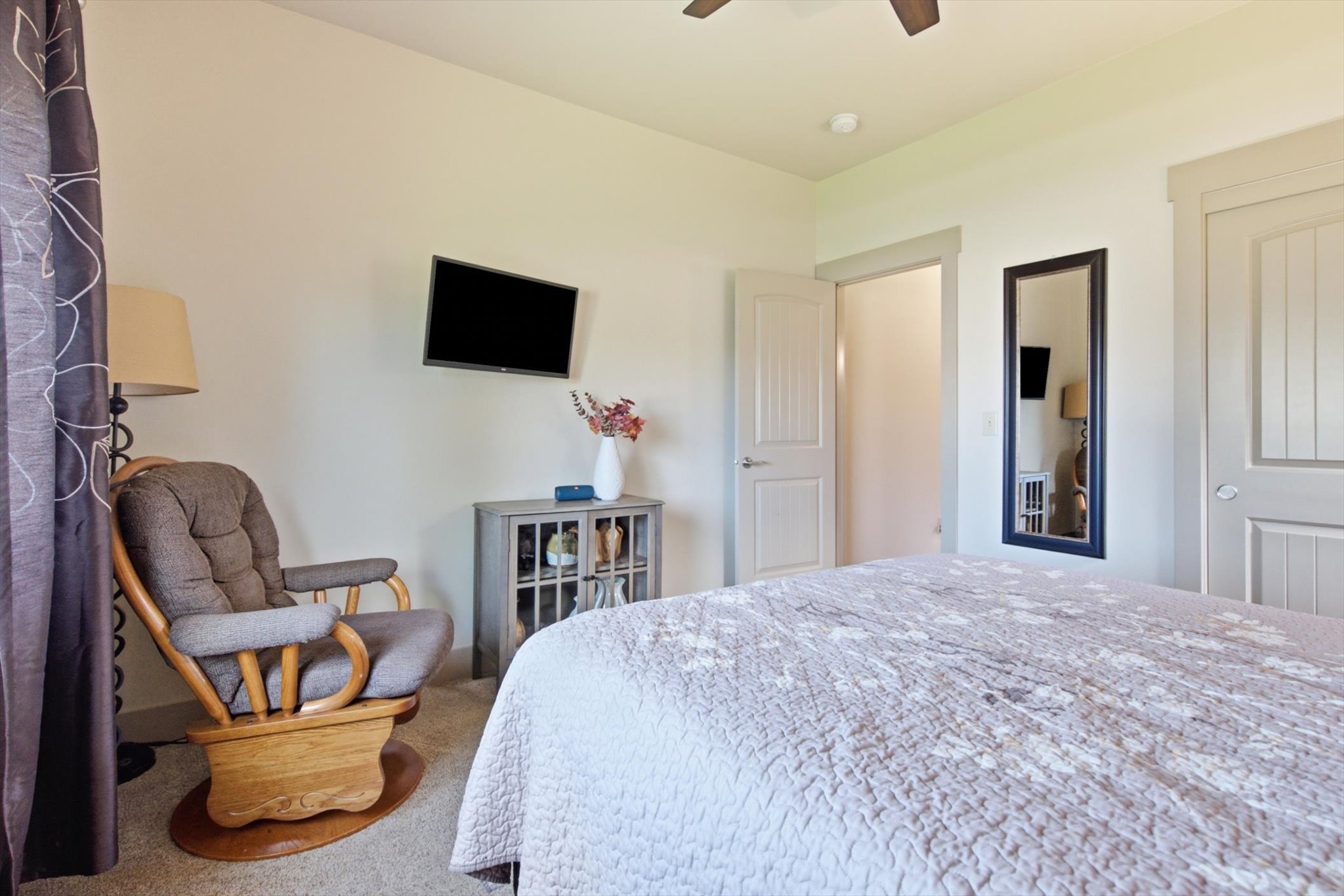 150 Lazy Creek Way Property Photo 14