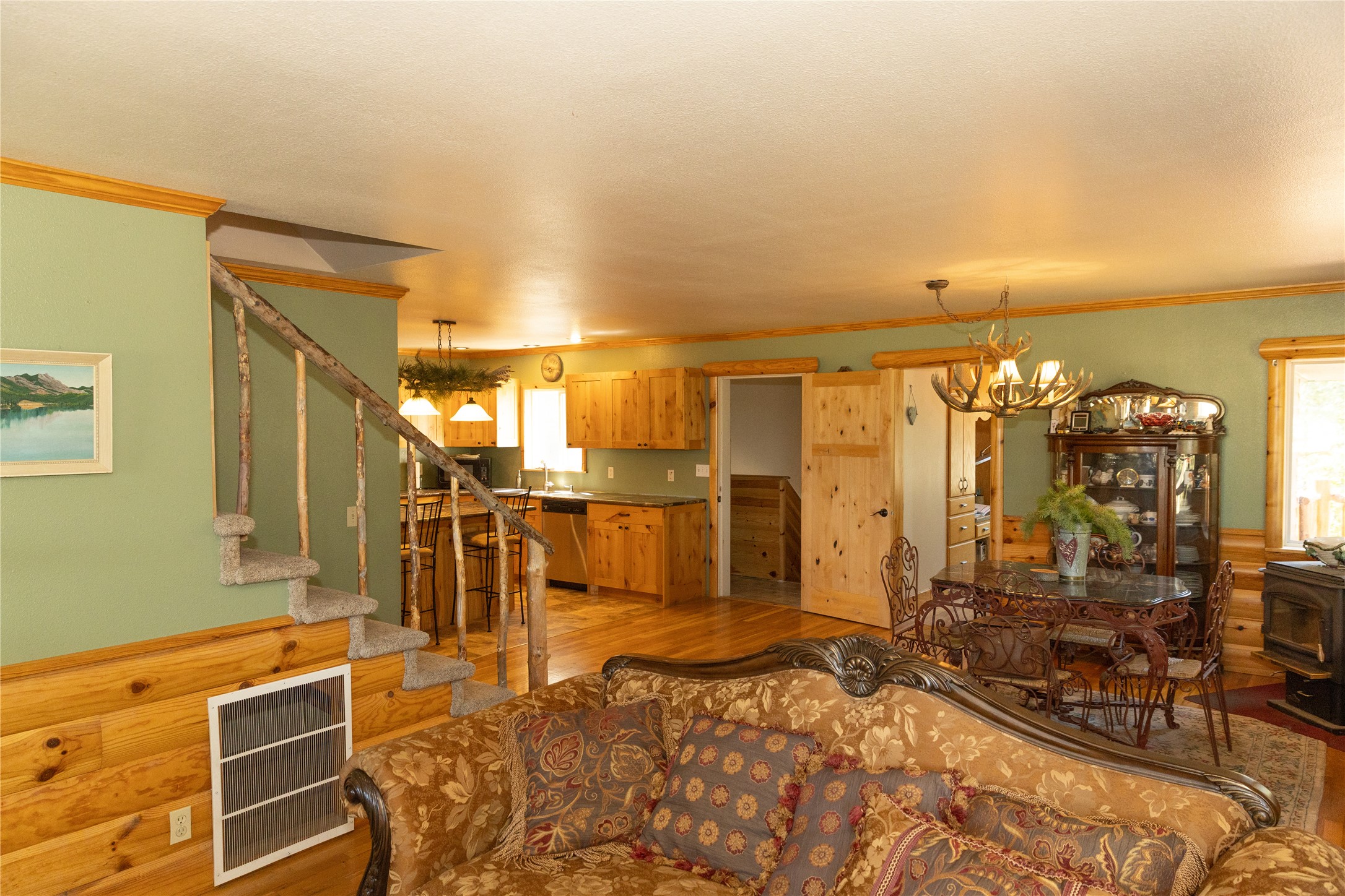 673 Elijah Drive Property Photo 10