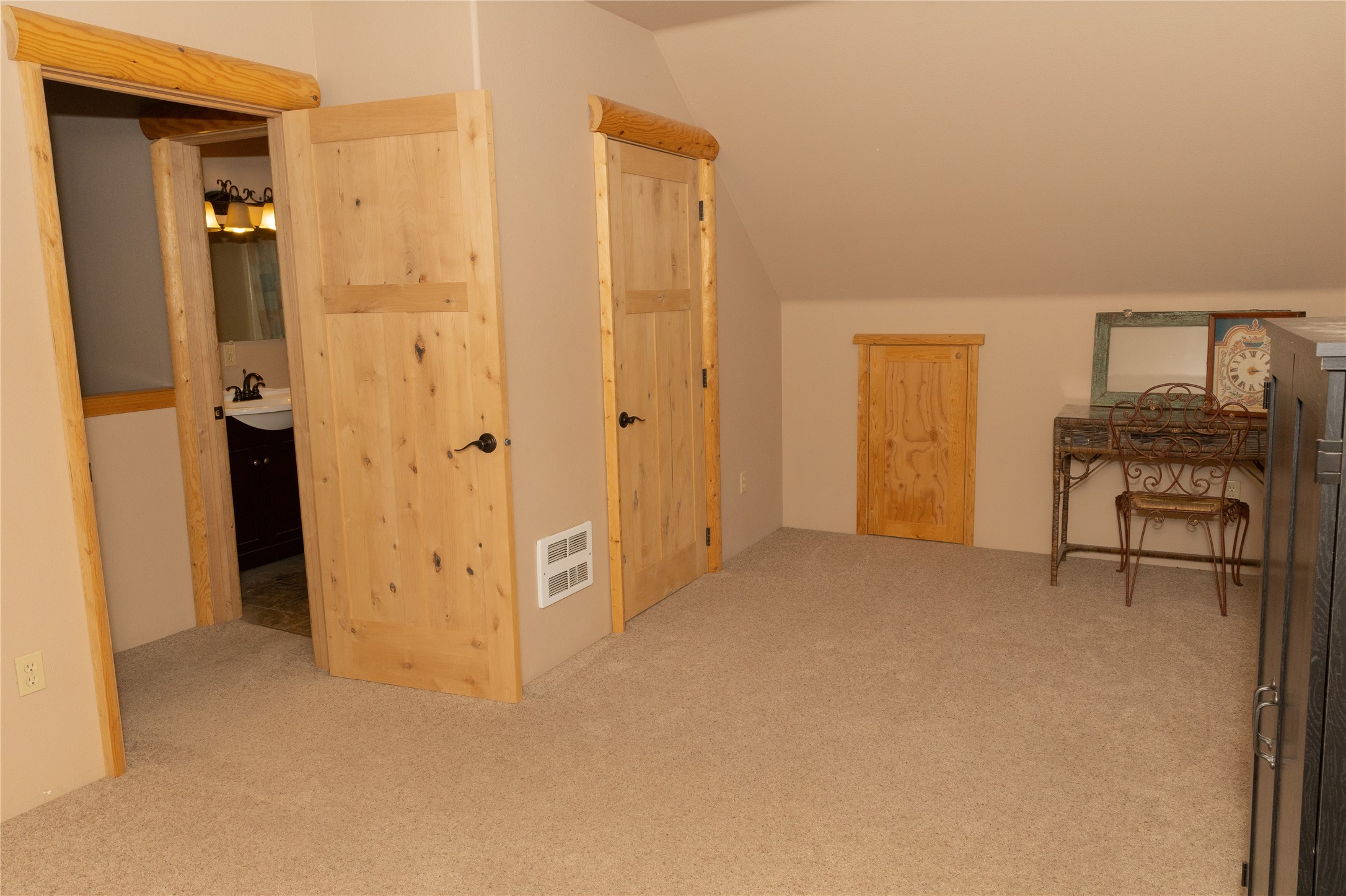 673 Elijah Drive Property Photo 28