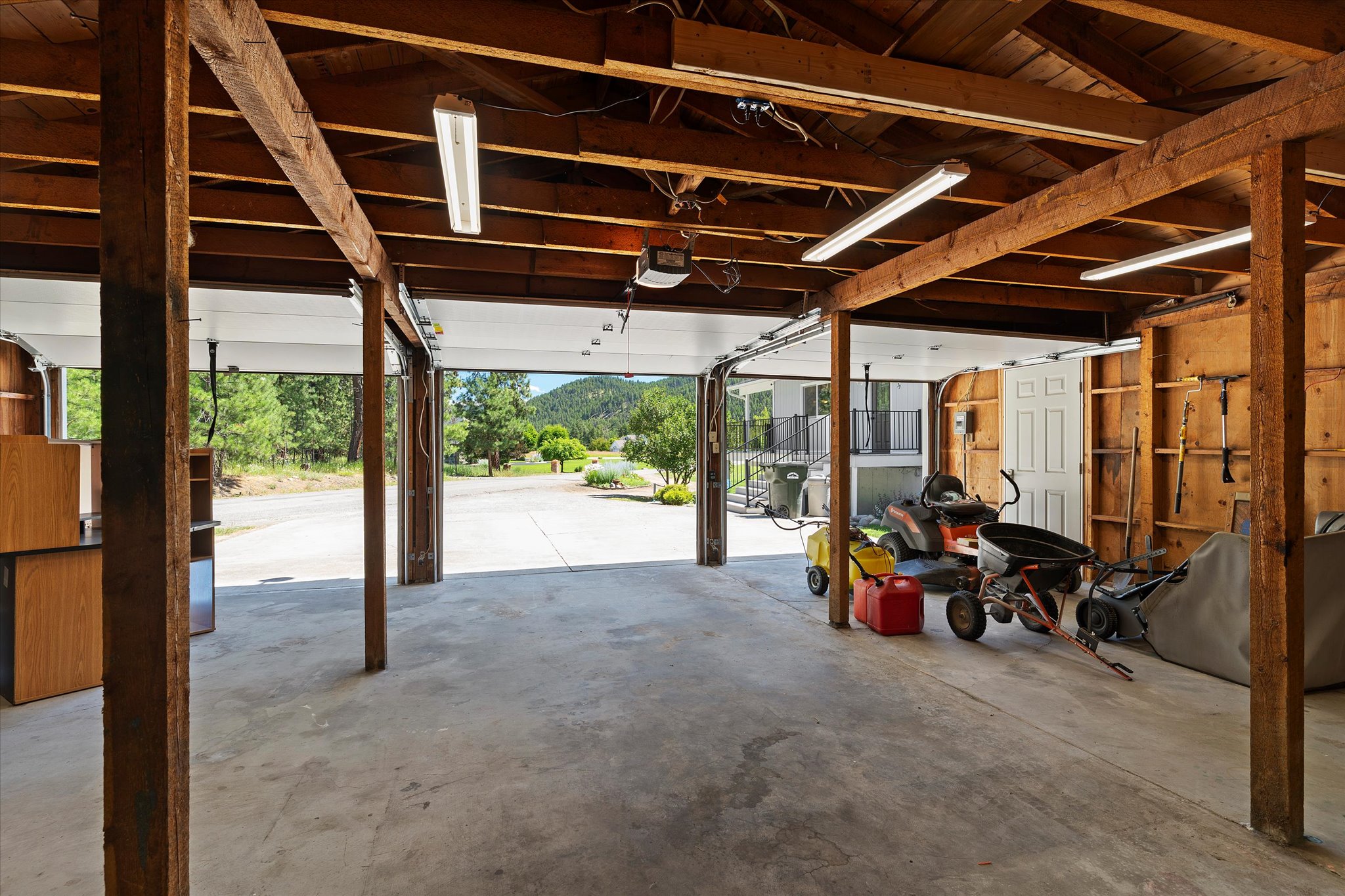 79 Manor Drive Property Photo 48