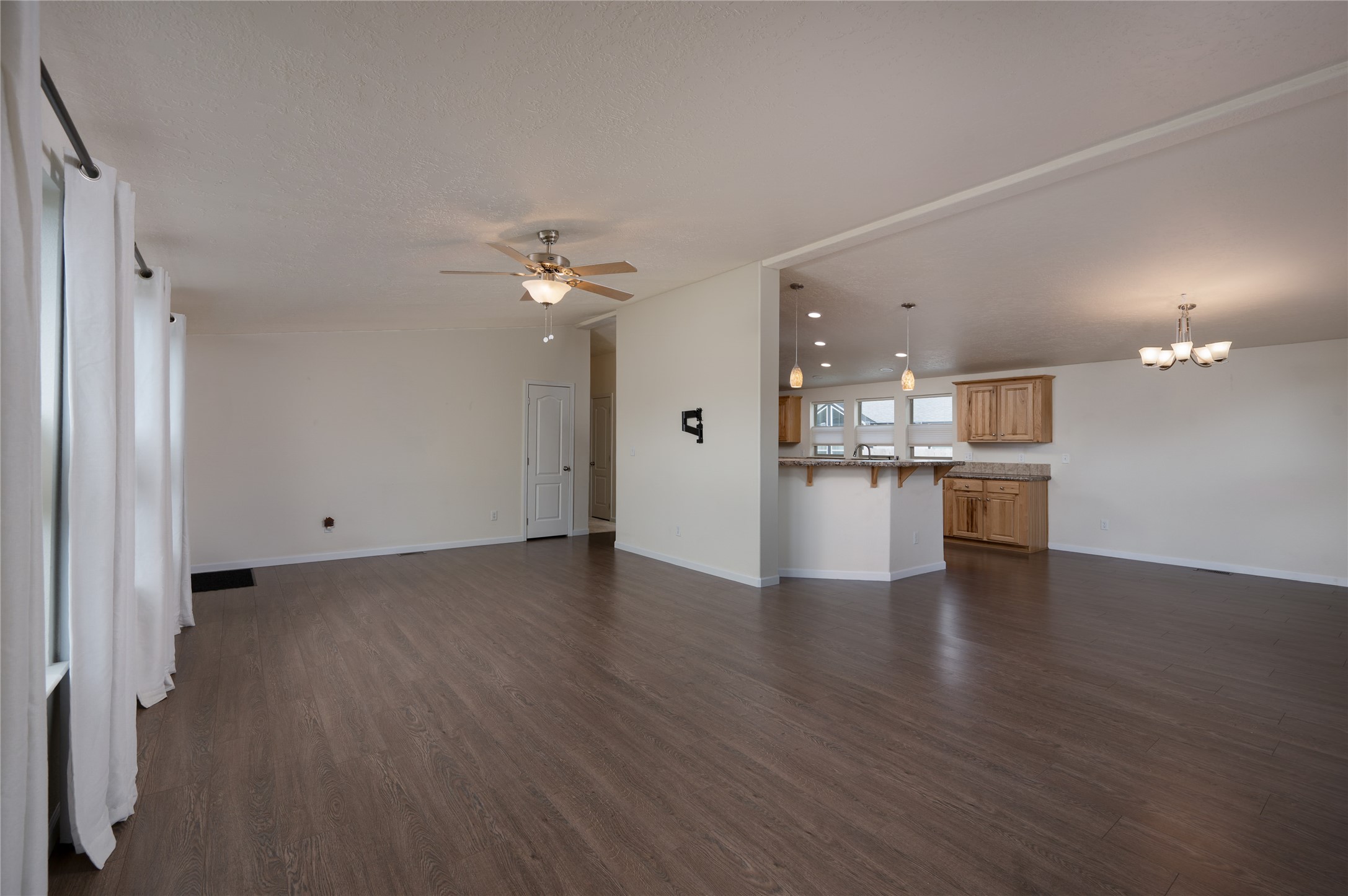 607 Meadow Circle Property Photo 7
