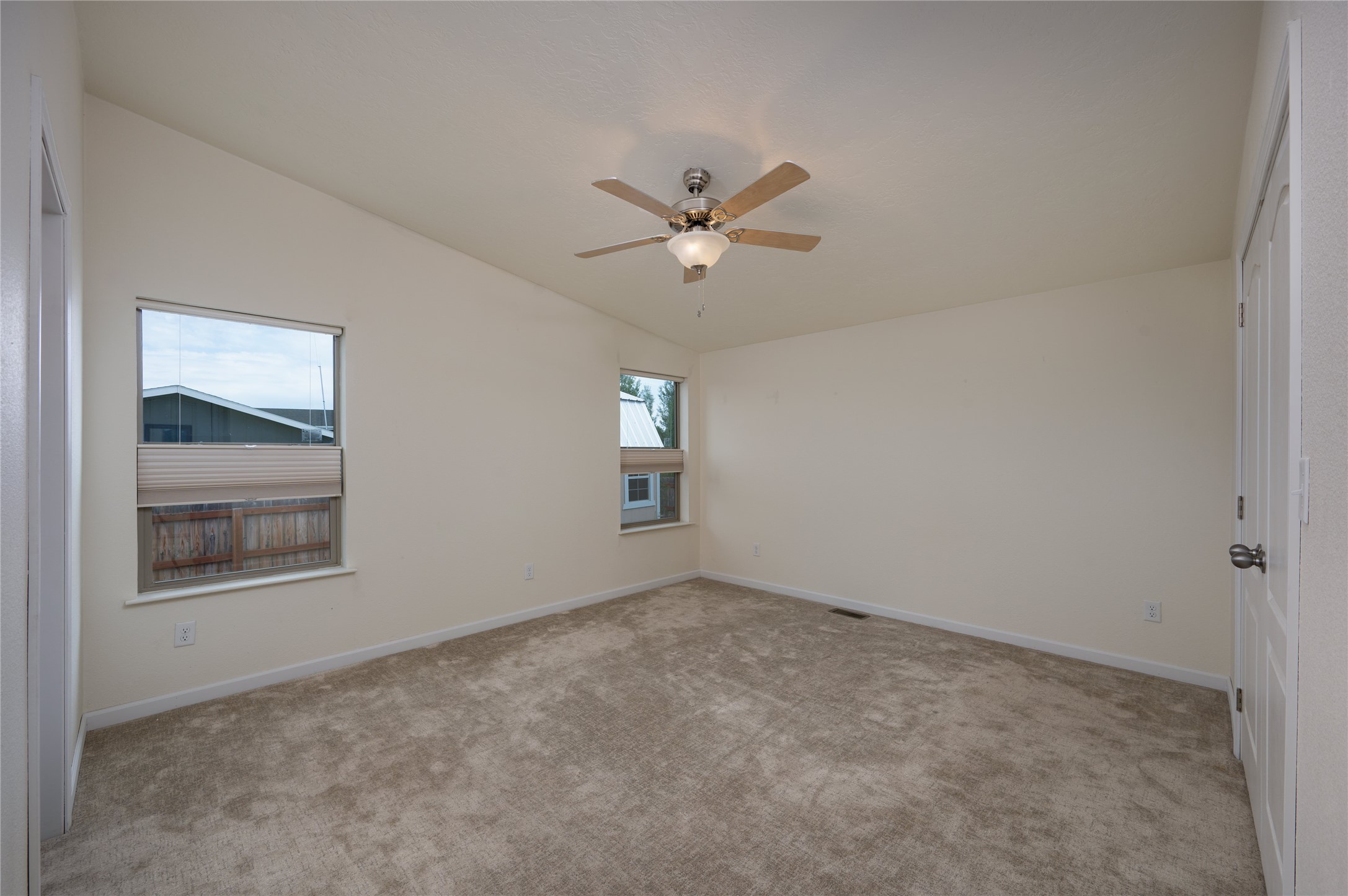 607 Meadow Circle Property Photo 15