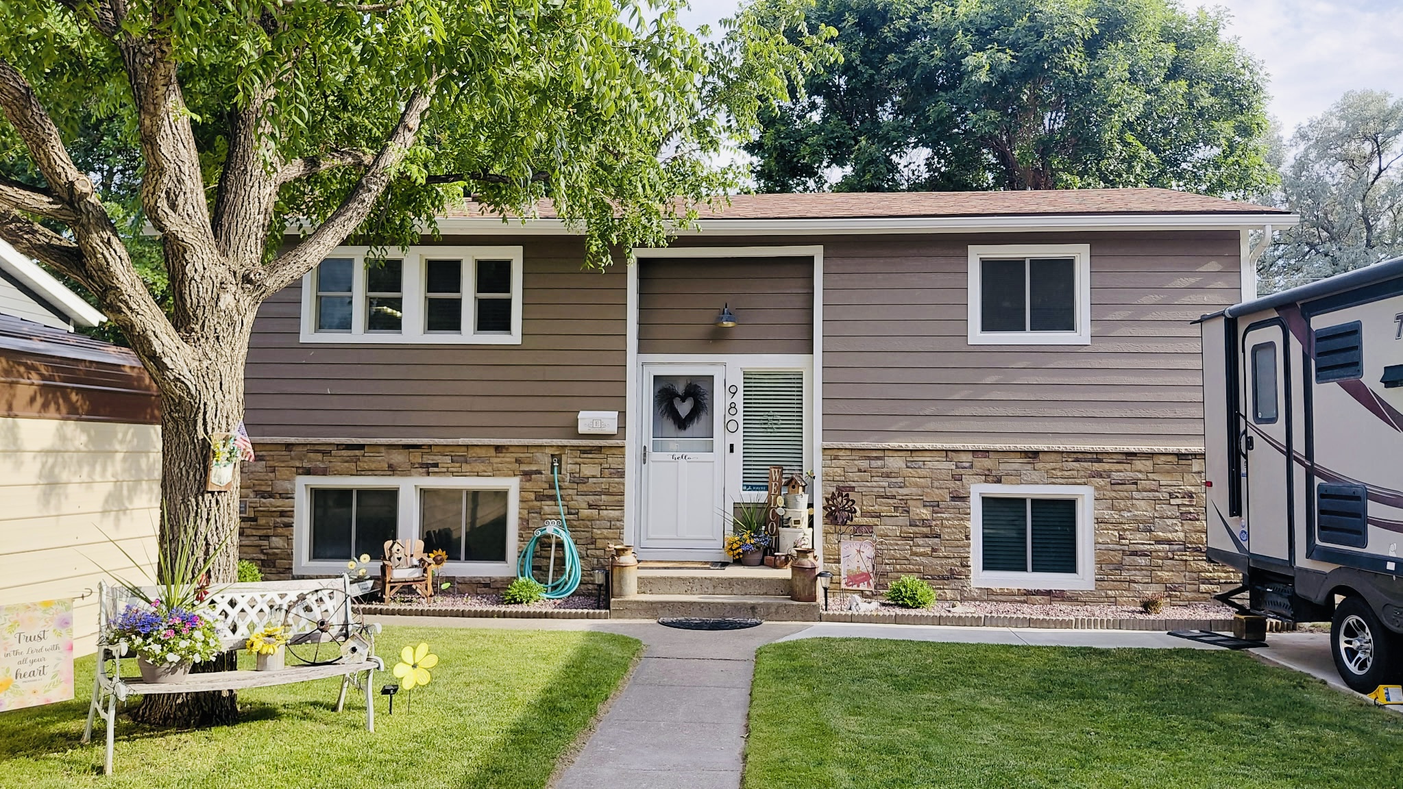 980 17th Street Property Photo 1