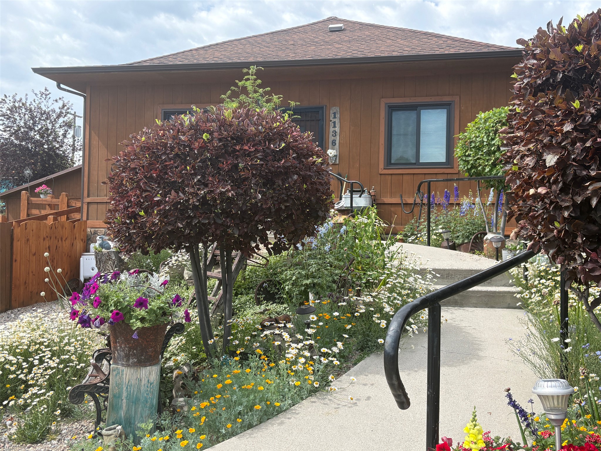1136 E Glendale Street Property Photo 51