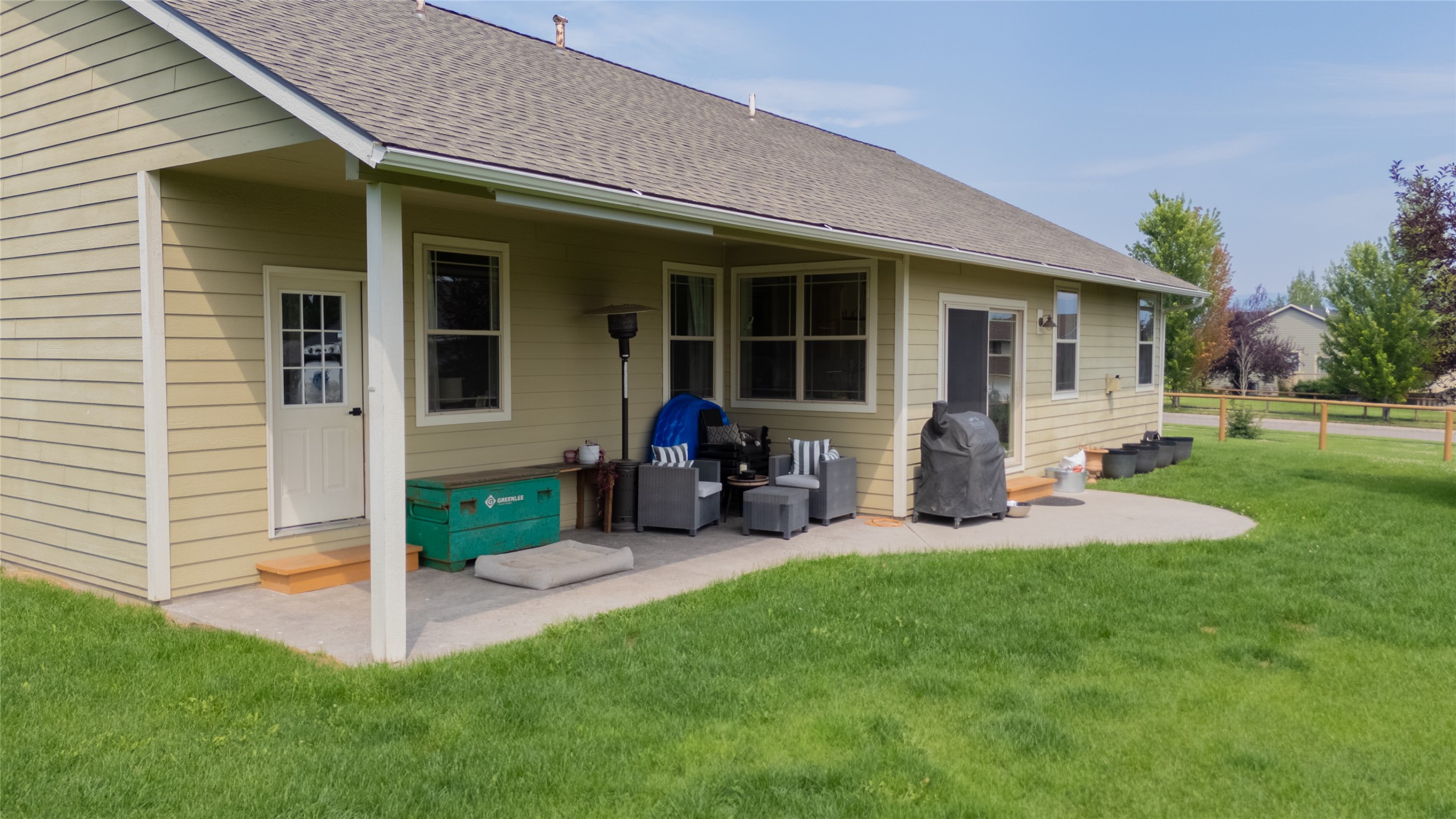 369 Gold Court Property Photo 7