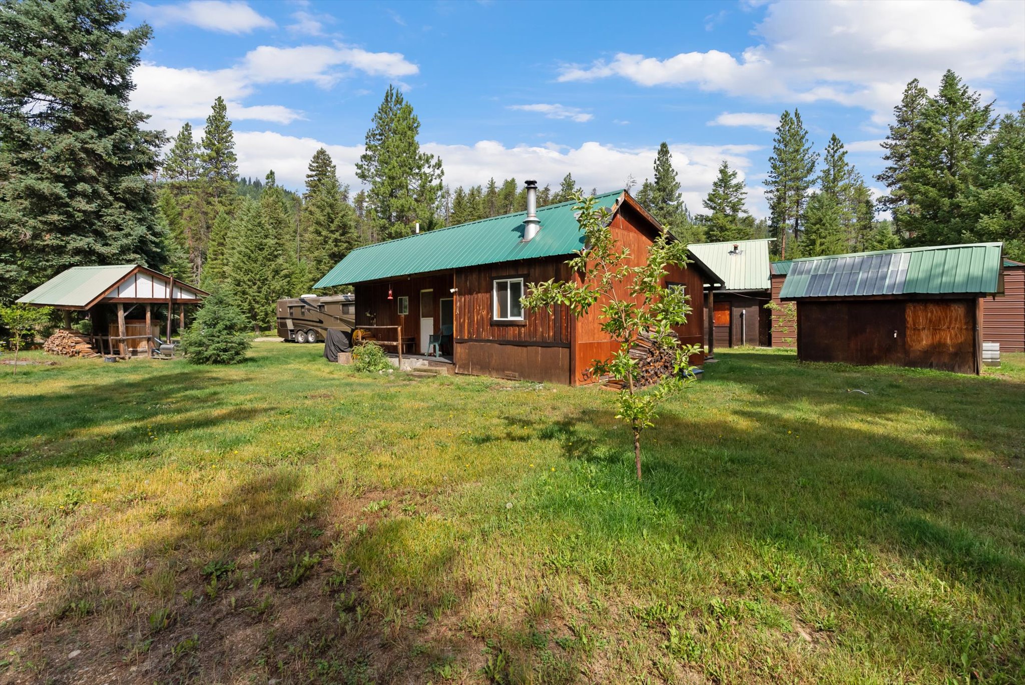 180 Cabin City Loop Property Photo 1