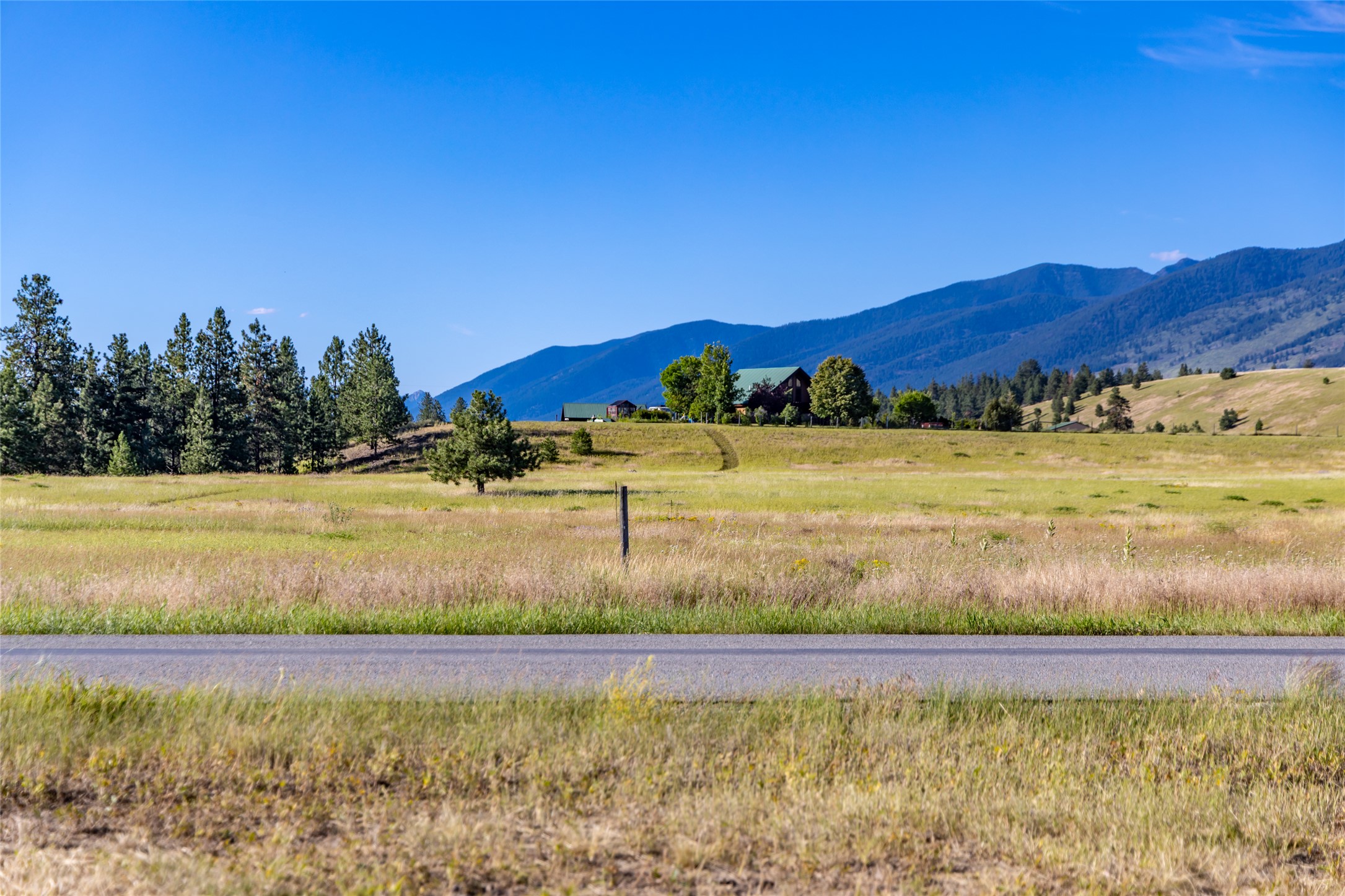 6278 Airport Road Property Photo 5