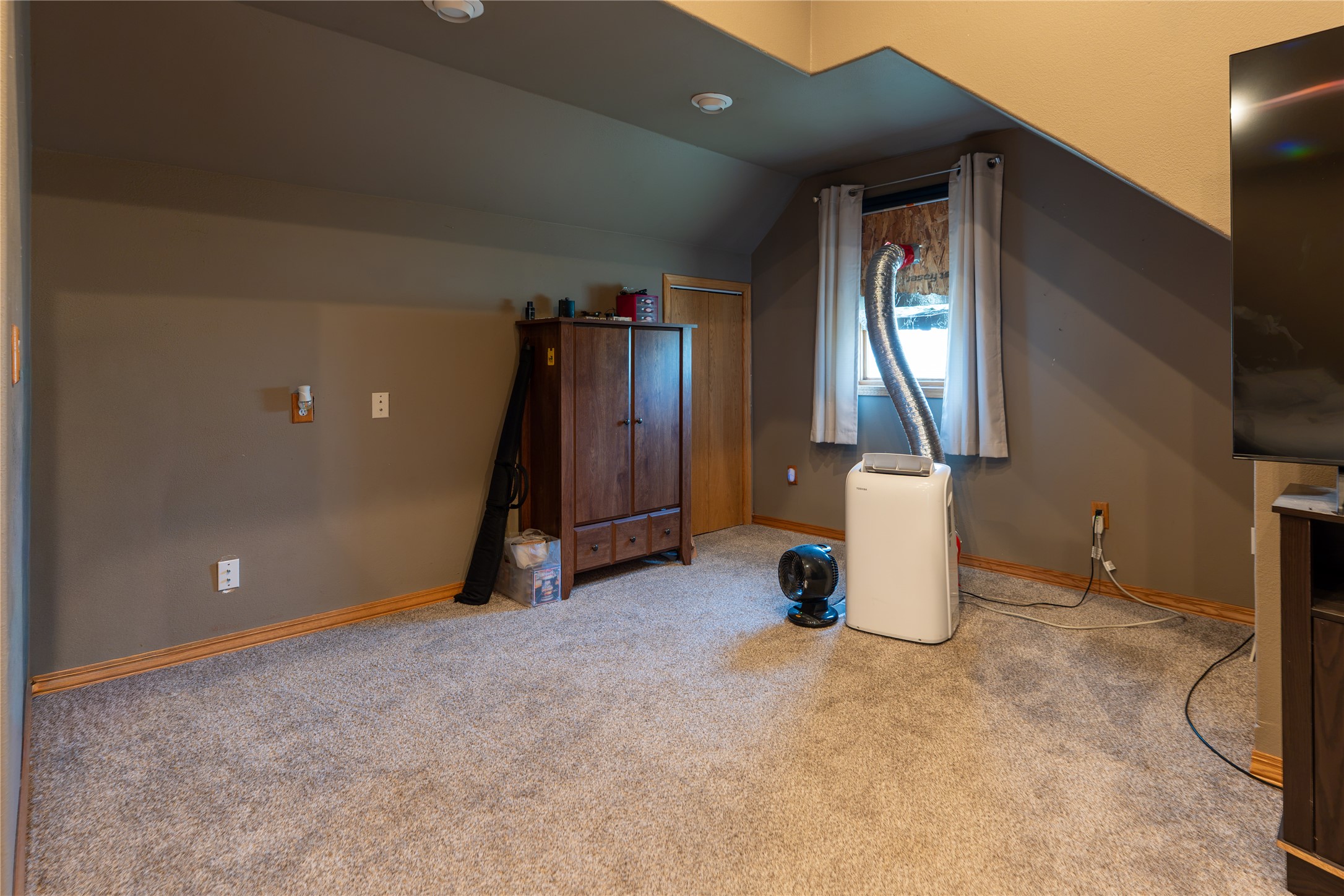 13546 Mt Highway 200 Property Photo 34