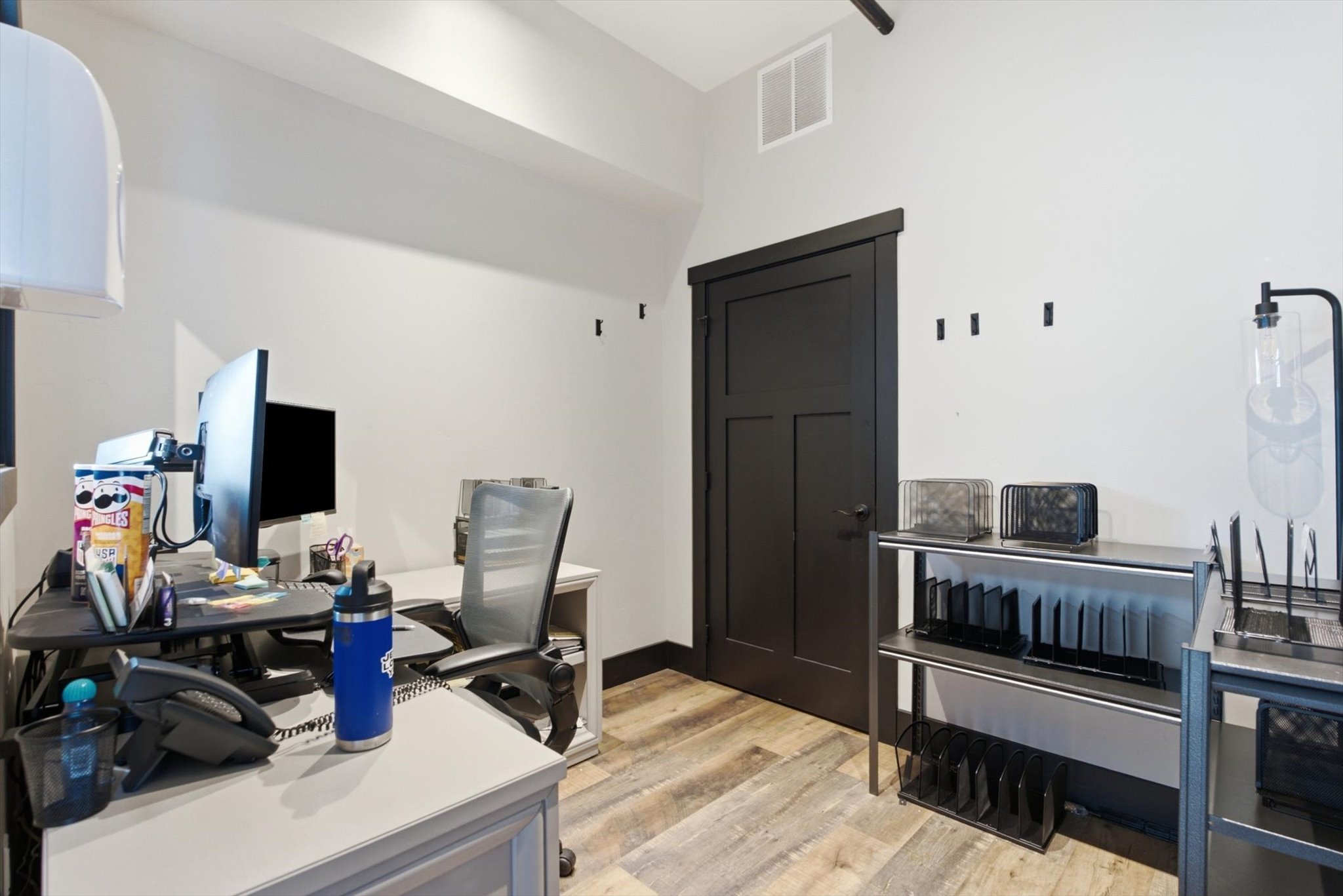 638 Nucleus Avenue 103 Property Photo 16