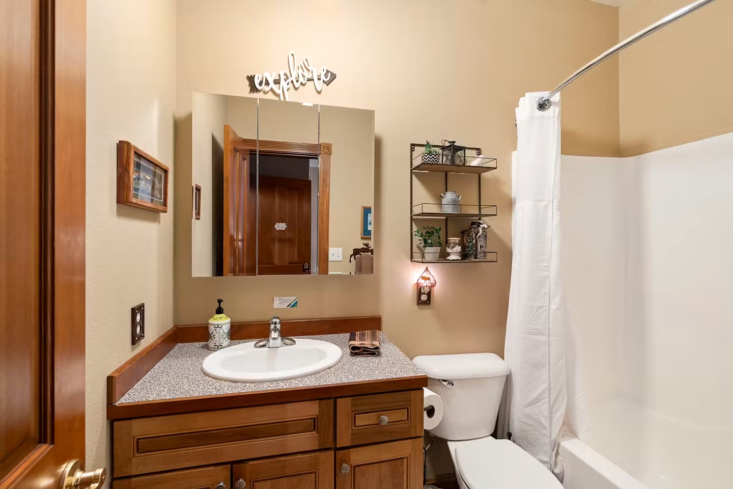 416 Electric Avenue Property Photo 32