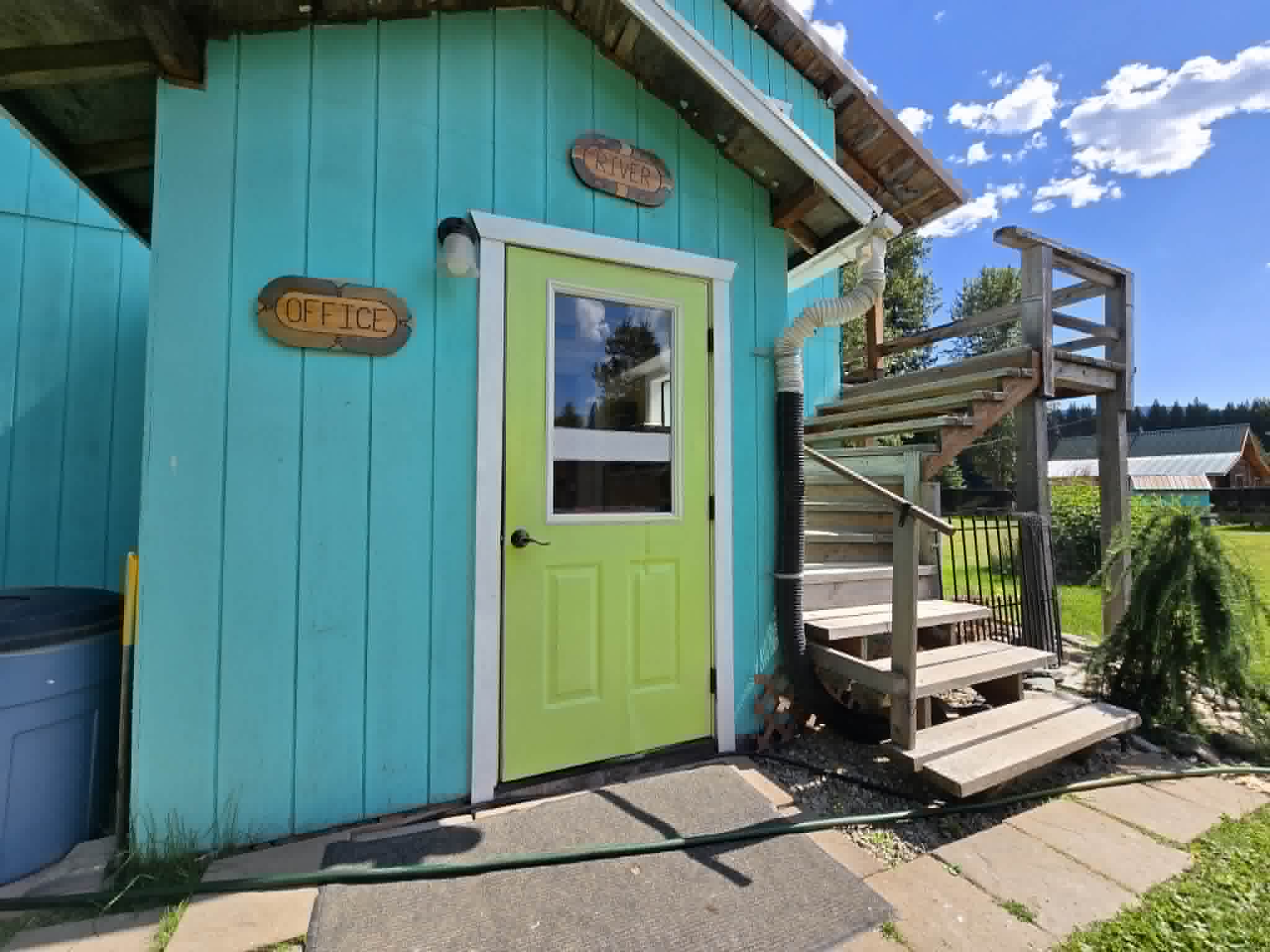 29132 Yaak River Road Property Photo 7
