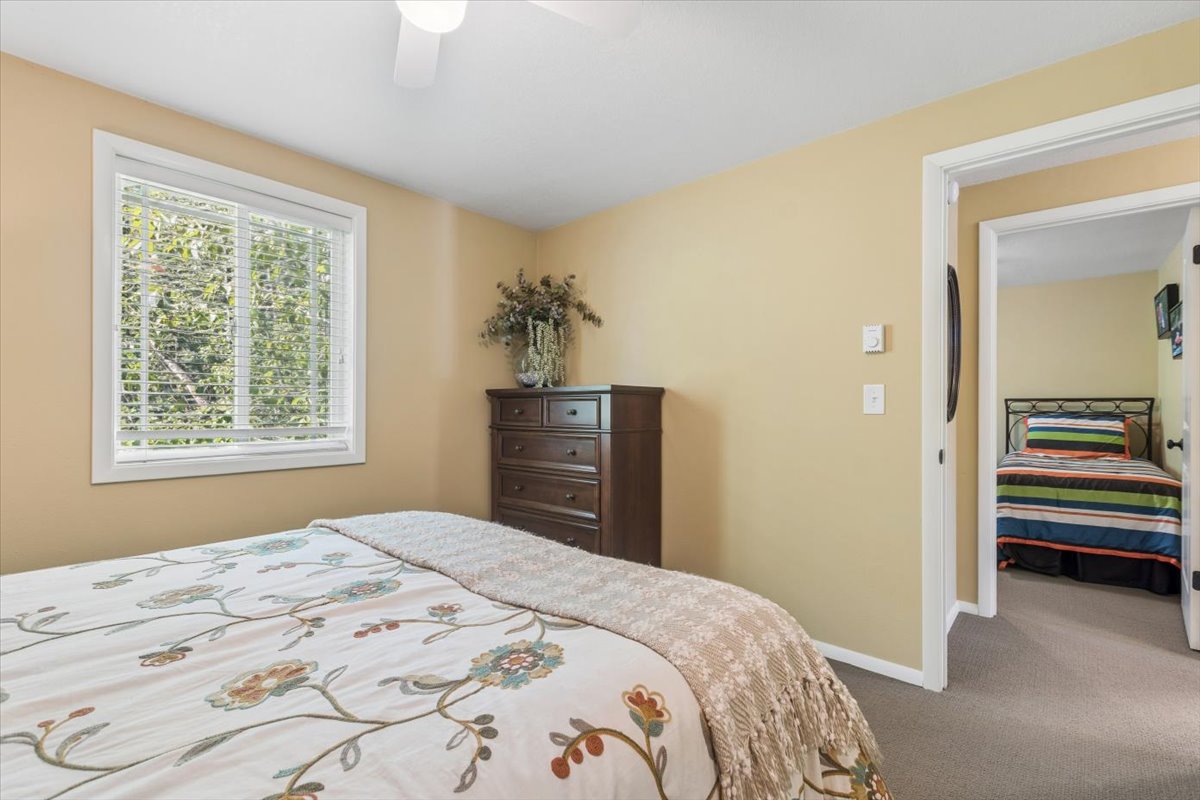 990 Colorado Avenue Property Photo 14