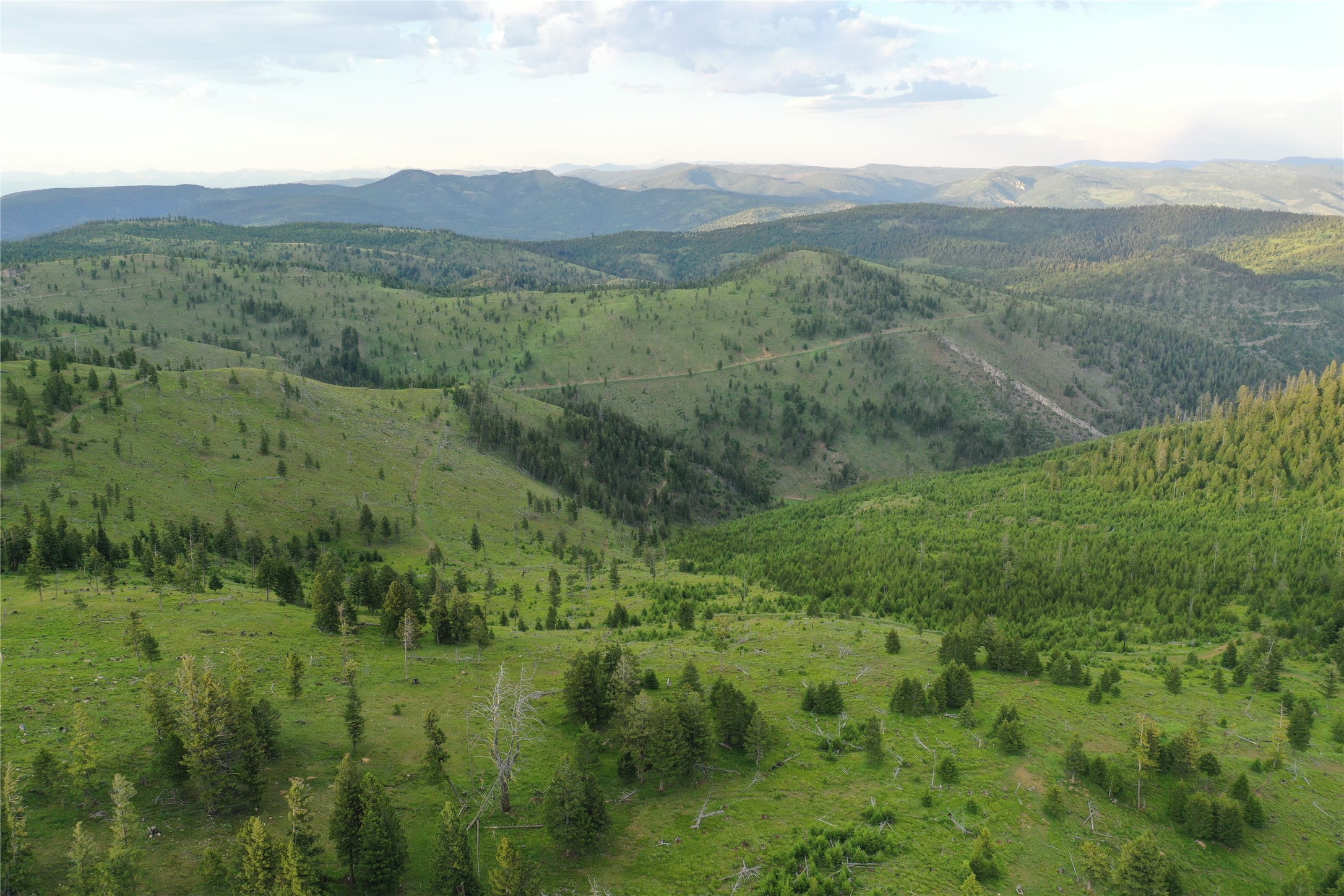 1 Tract Garnet Range Property Photo 7