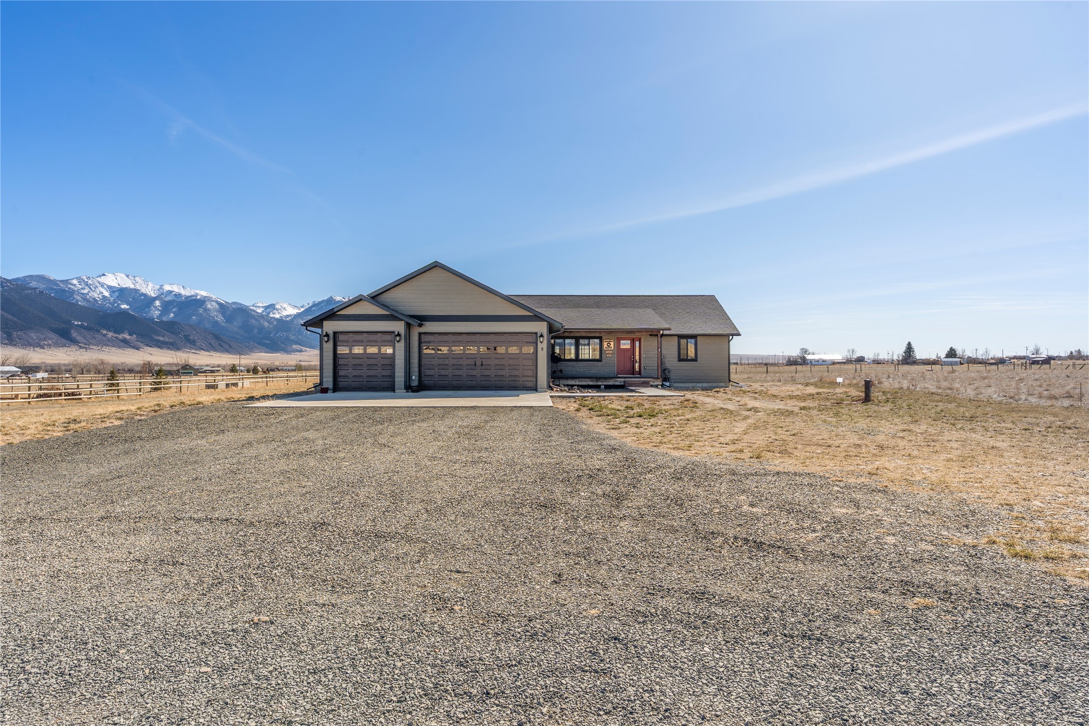 9 Fraker Loop Property Photo 20