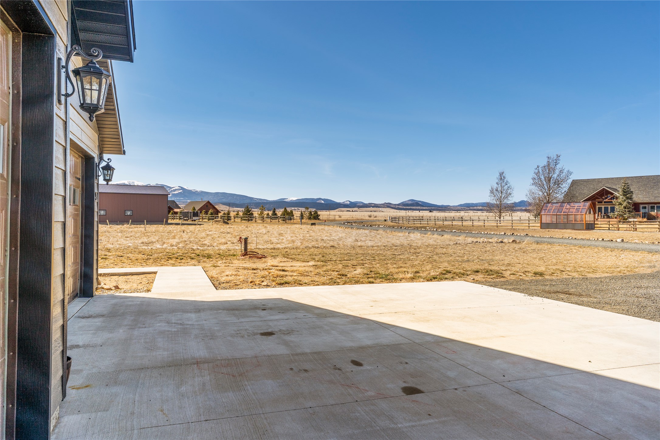 9 Fraker Loop Property Photo 25