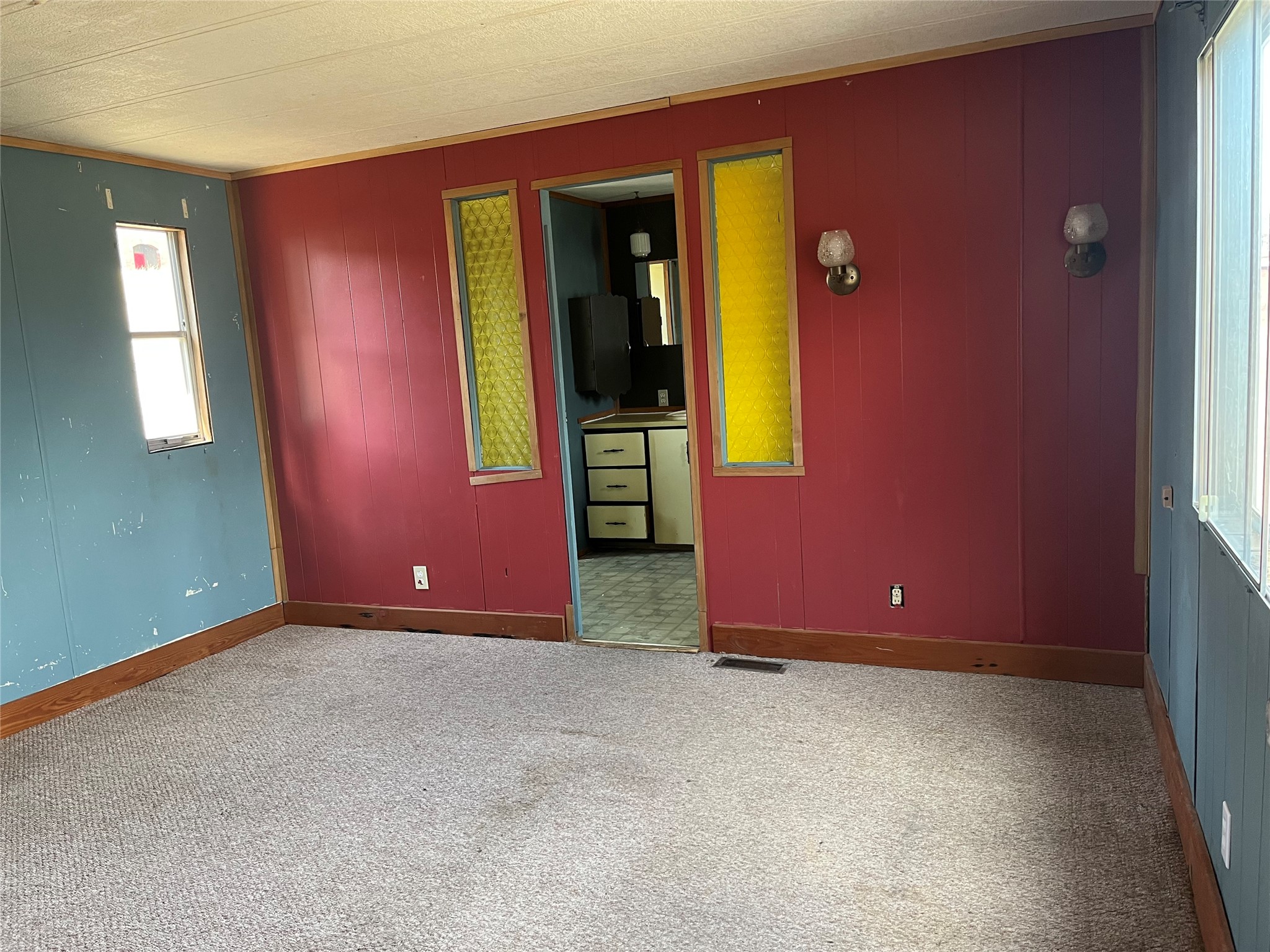 10 Isdell Street Property Photo 6