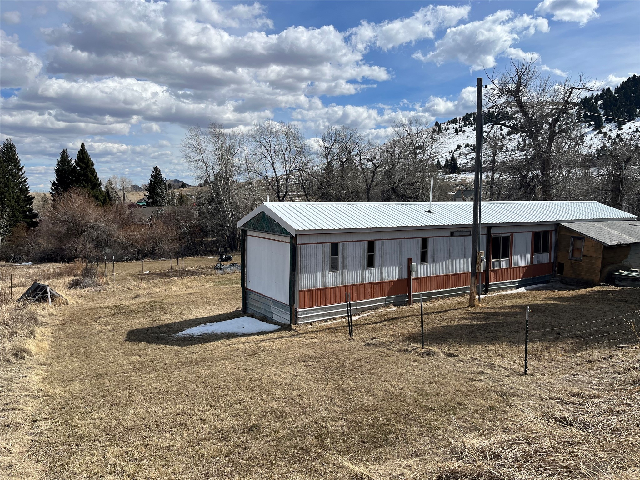 10 Isdell Street Property Photo 7
