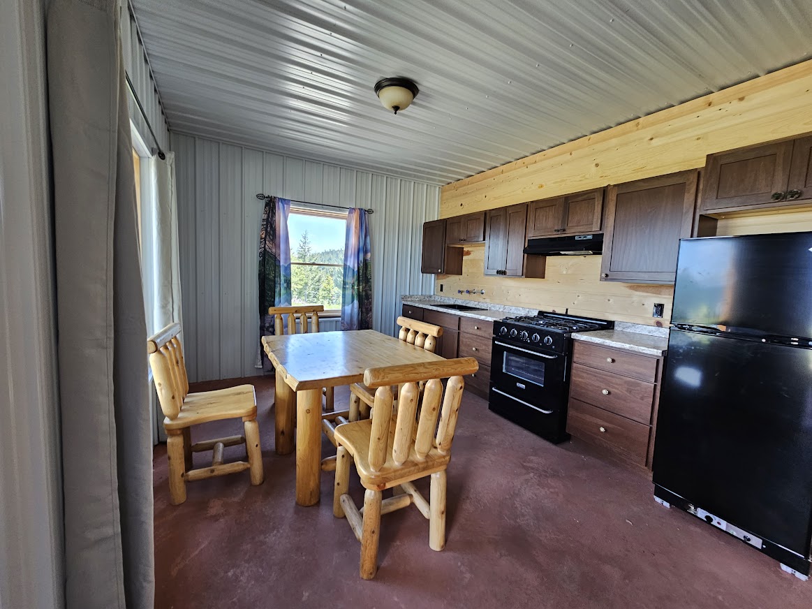 12 Garnet Range Road Property Photo 4