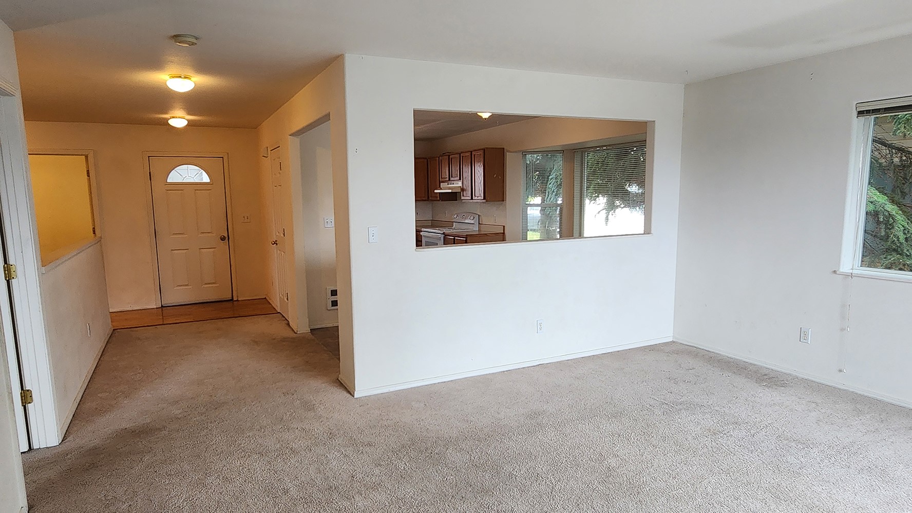 4 A Avenue A & B Property Photo 5