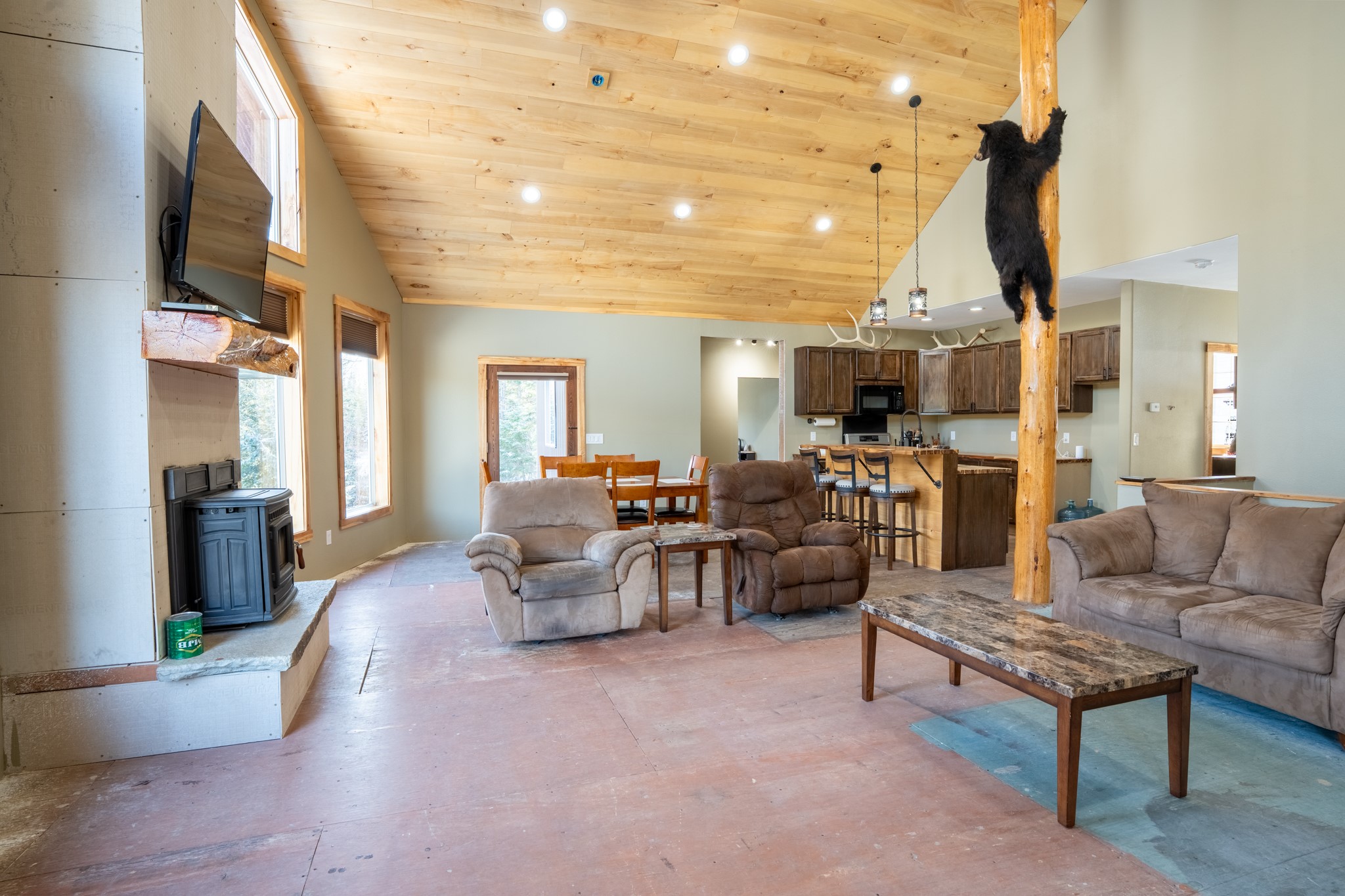 14537 Big Rock Way Property Photo 6