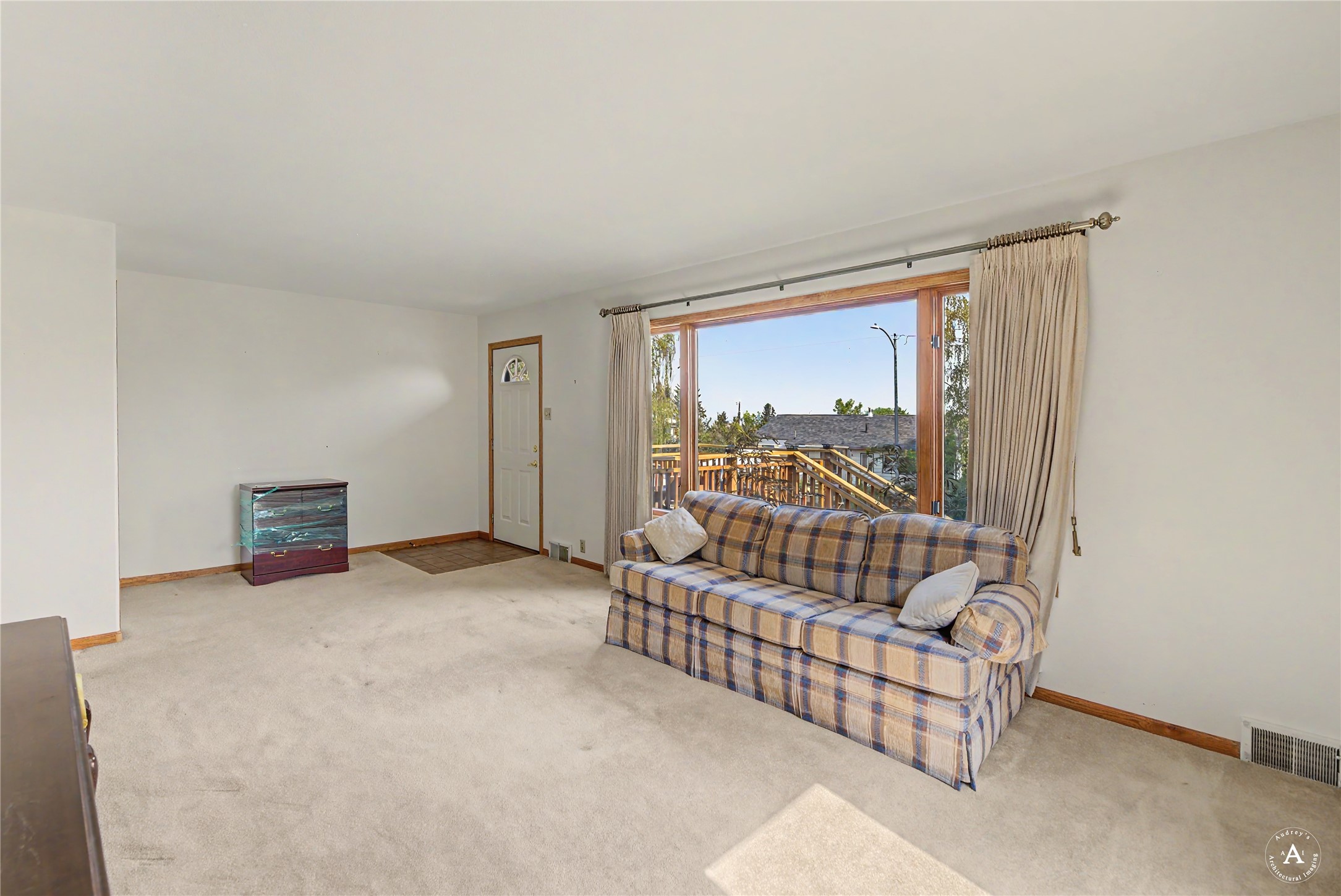 1021 Stuart Street Property Photo 8