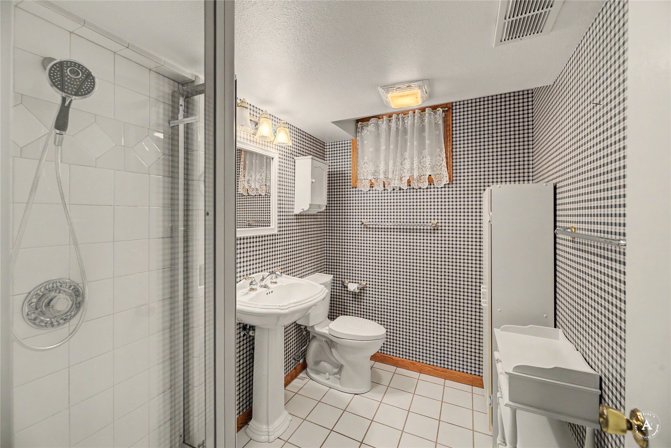 1021 Stuart Street Property Photo 34