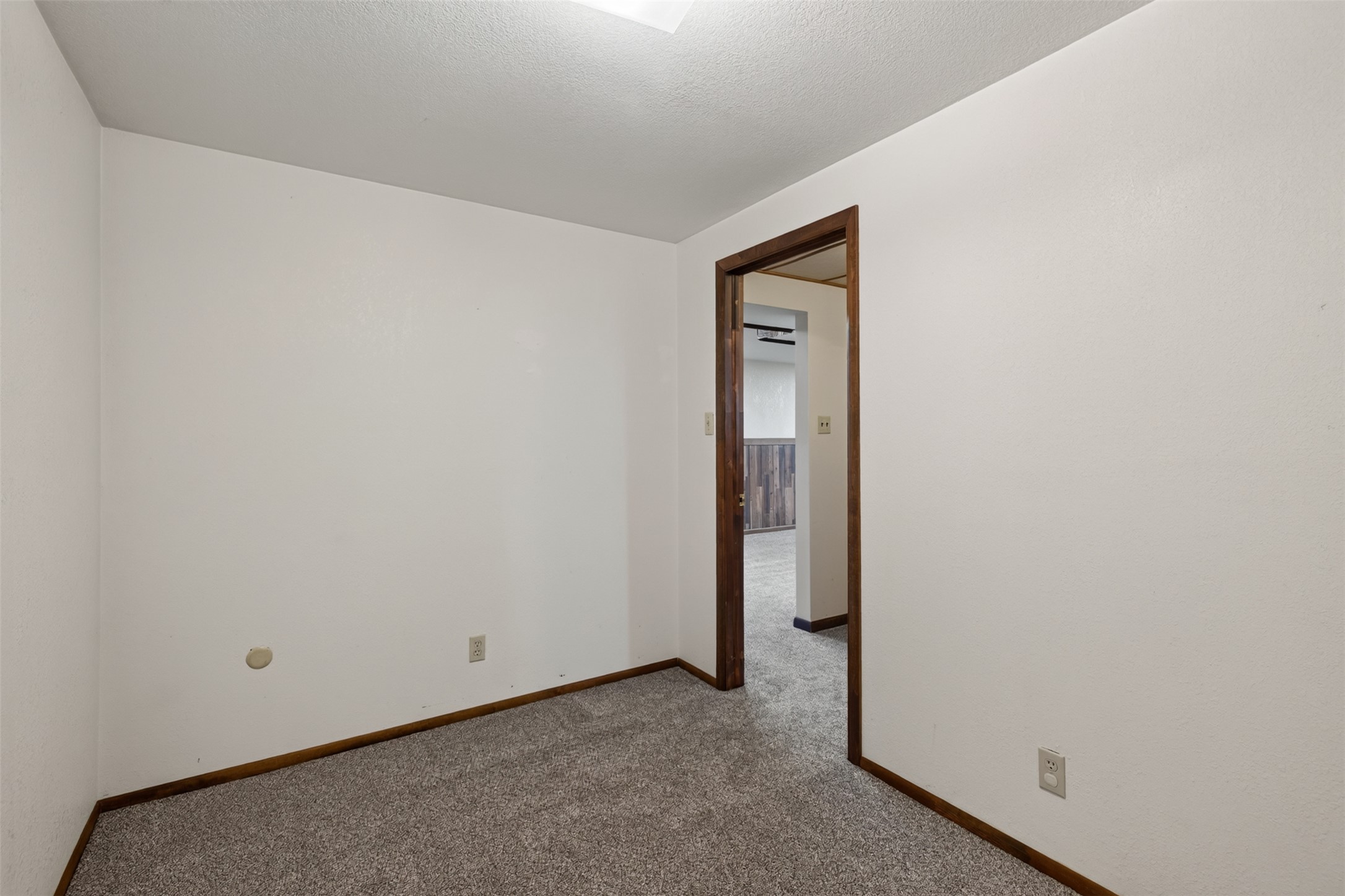 911 Idlewilde Court Property Photo 48