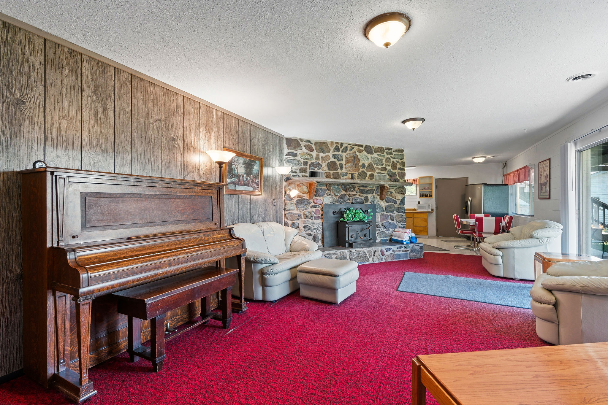 205 Lakeshore Drive Property Photo 27