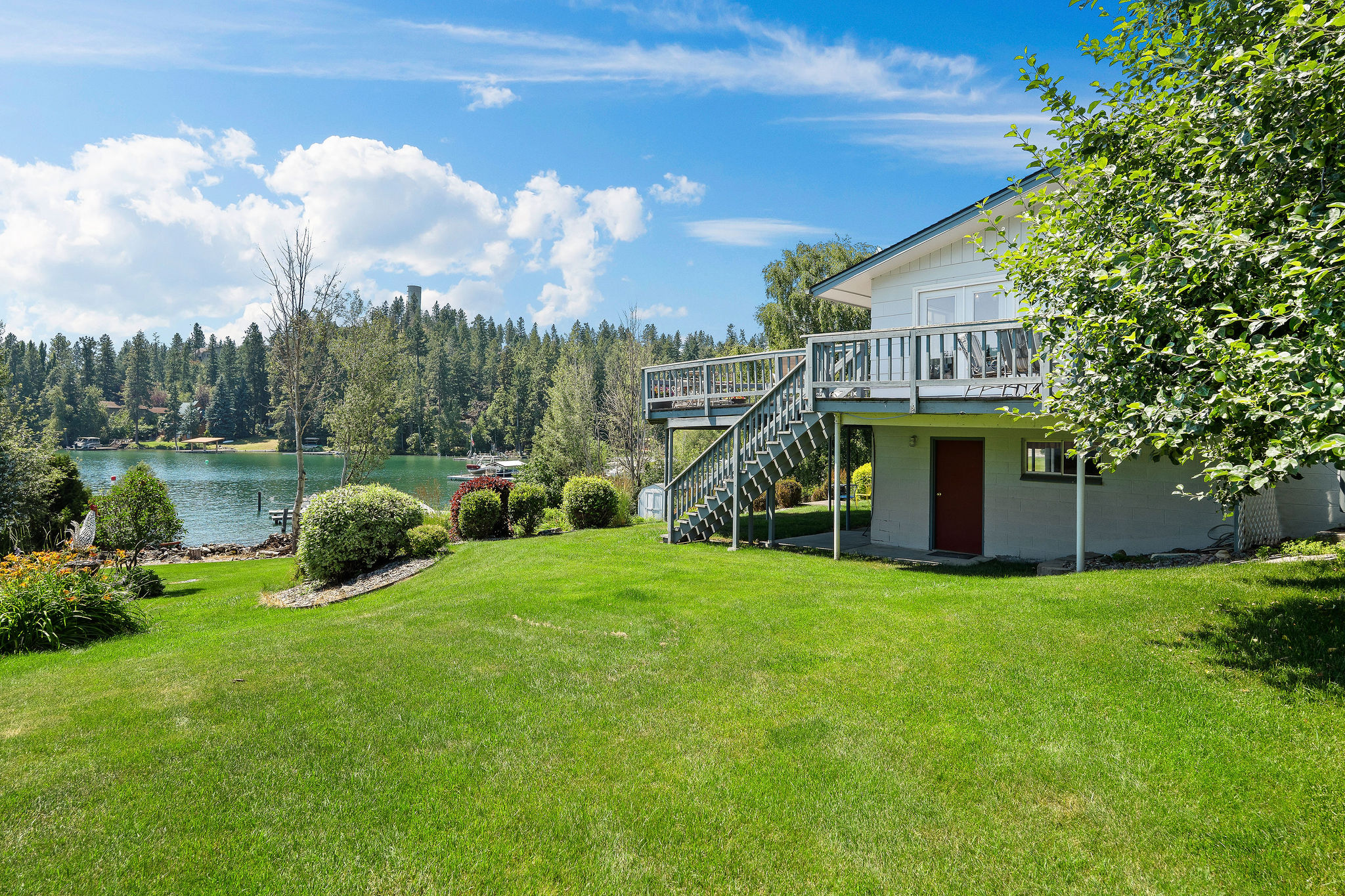 205 Lakeshore Drive Property Photo 40