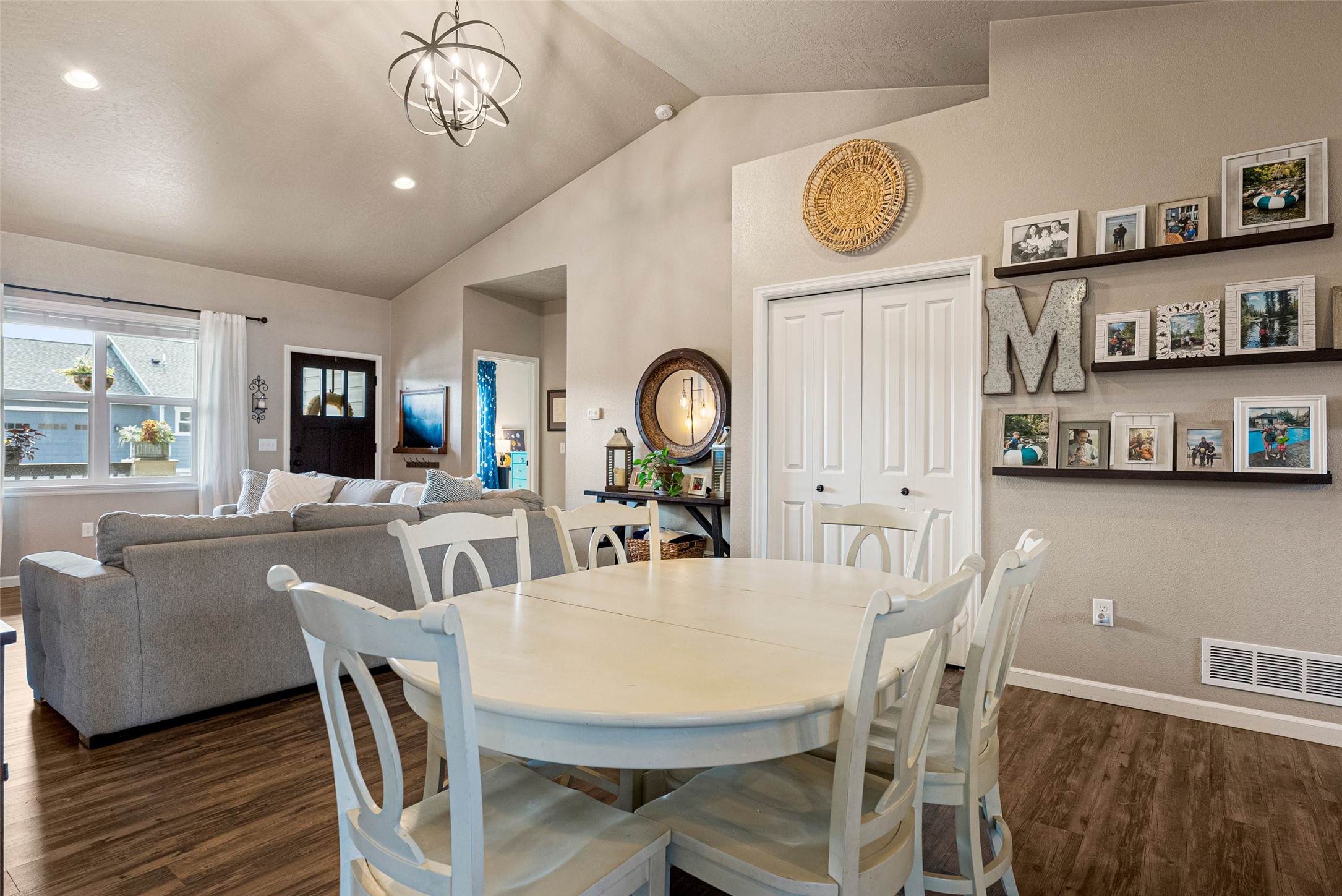 2521 Half Hitch Drive Property Photo 12