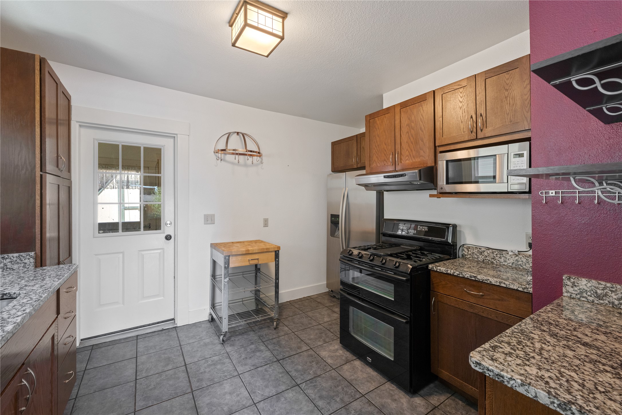 1135 Steele Street Property Photo 25