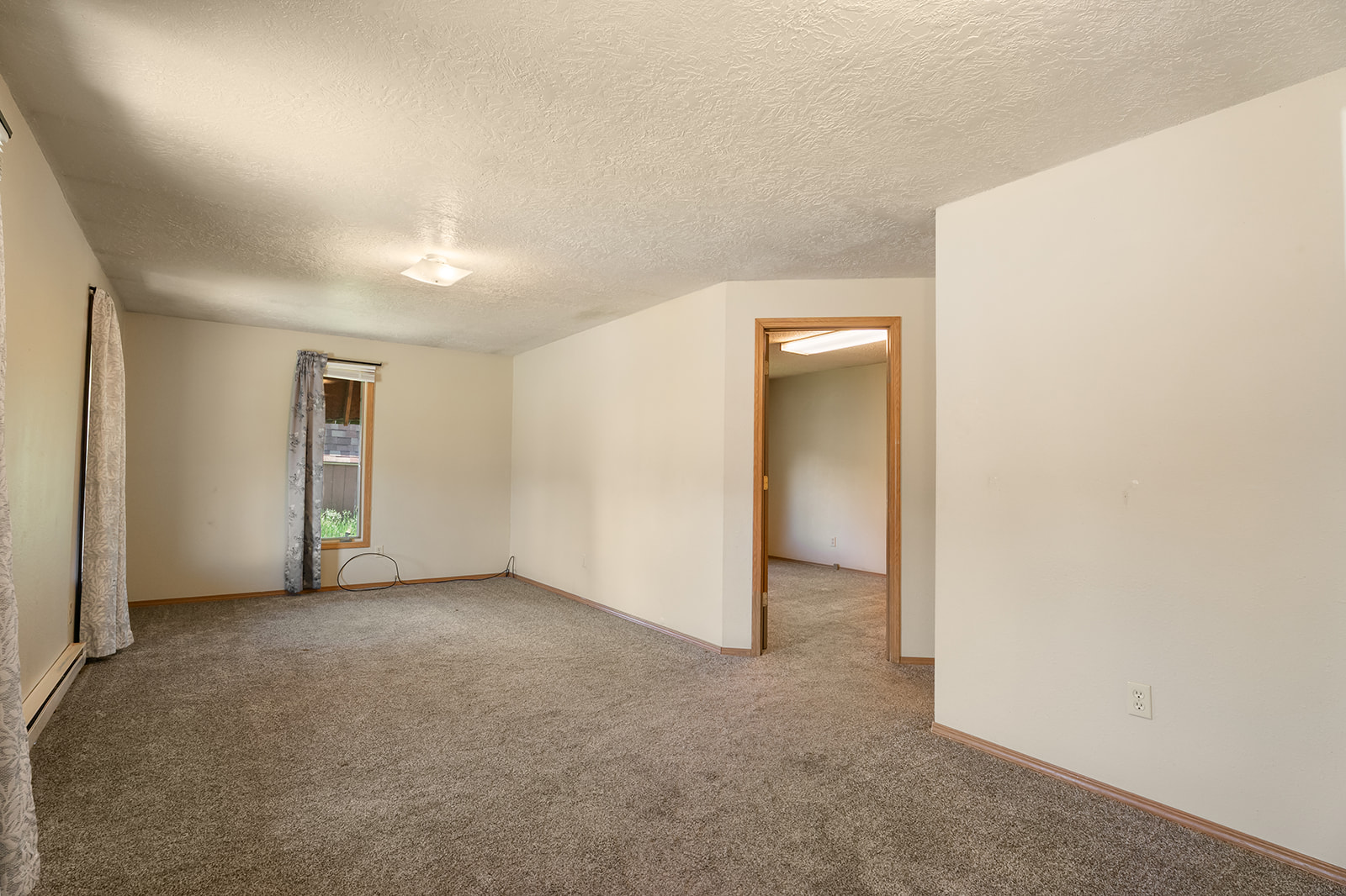 390 Holmes Avenue Property Photo 2