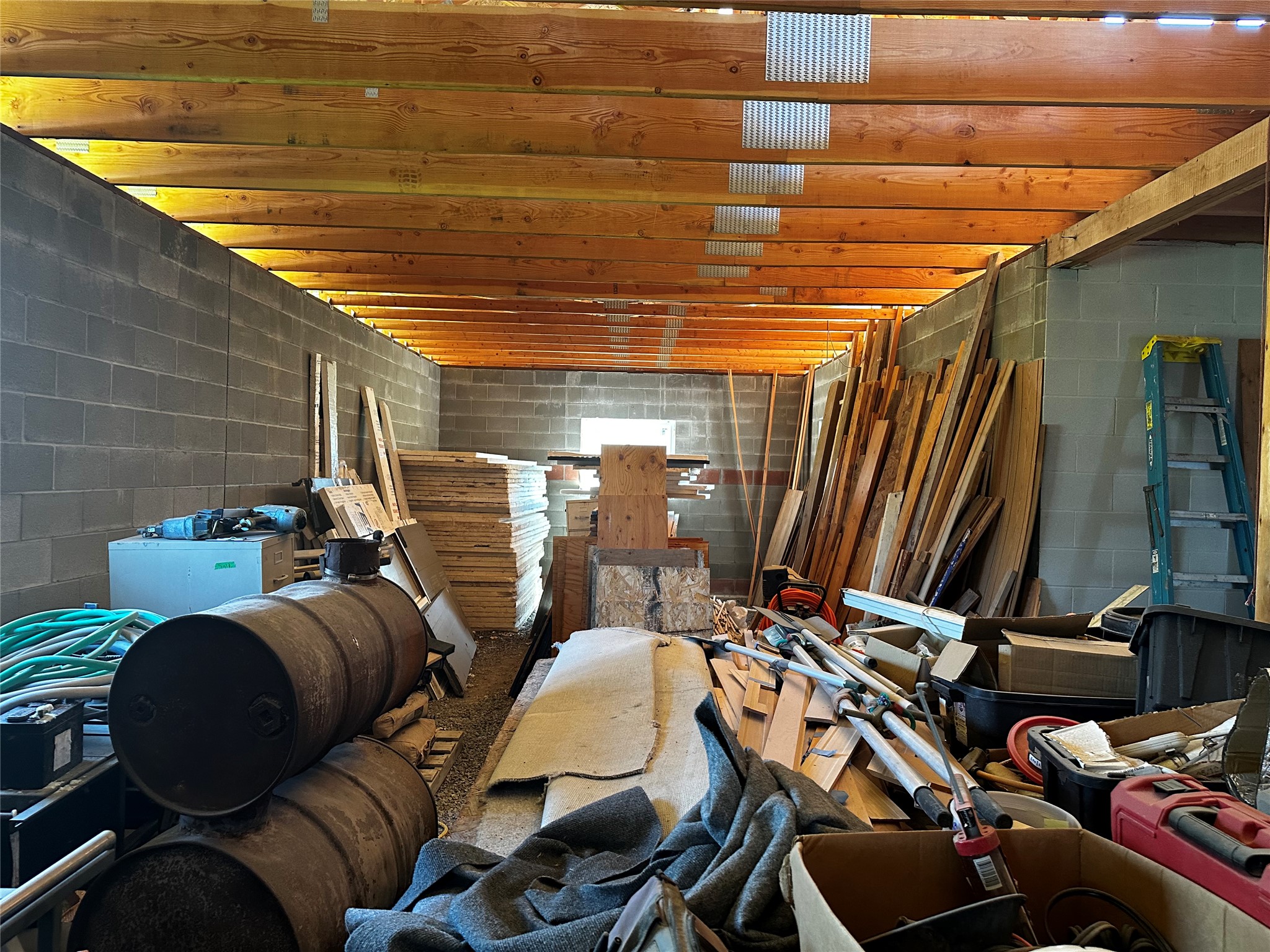 40 Lariat Loop Property Photo 14
