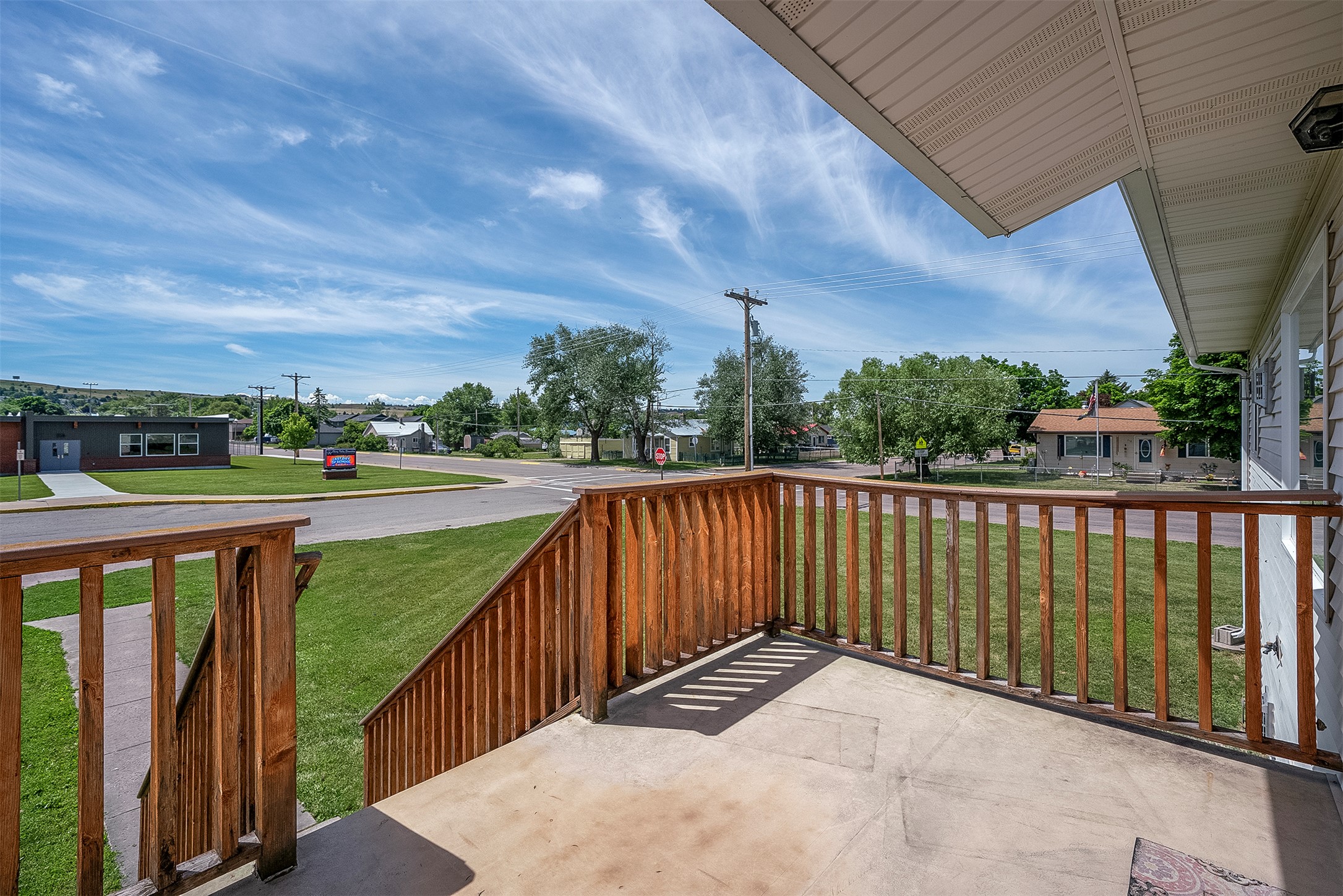 114 8th Avenue W Property Photo 13