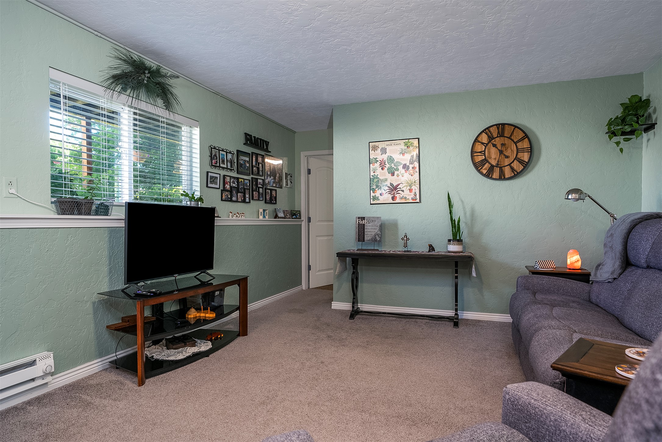 114 8th Avenue W Property Photo 39