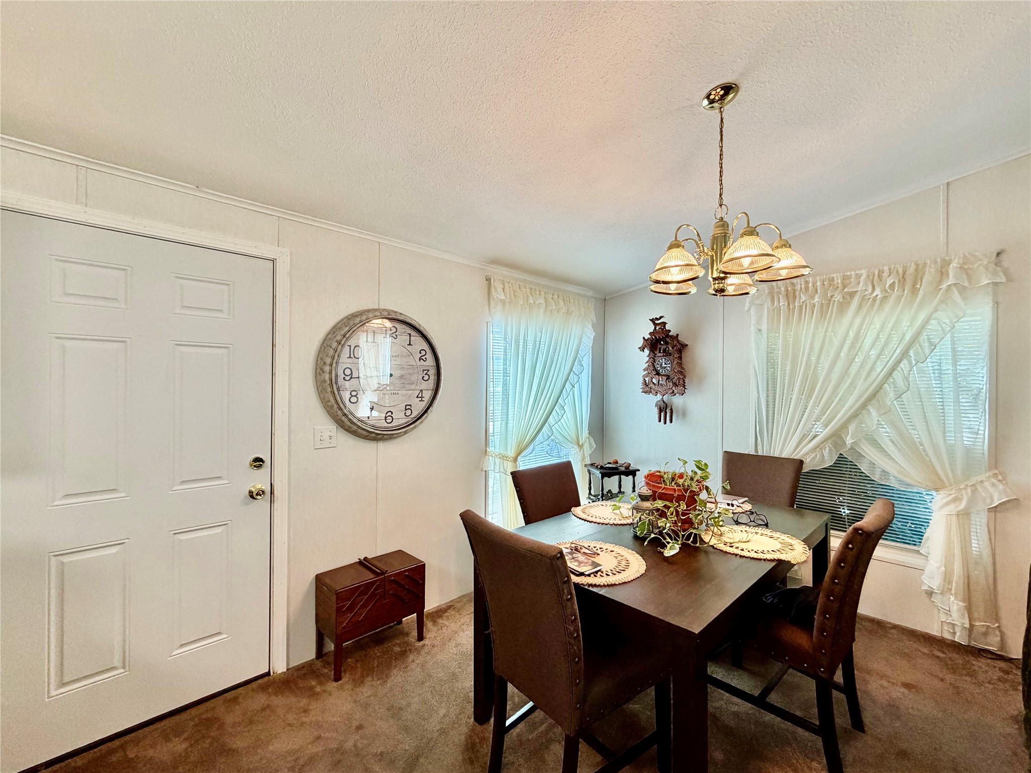 6010 Lebeau Drive Property Photo 13