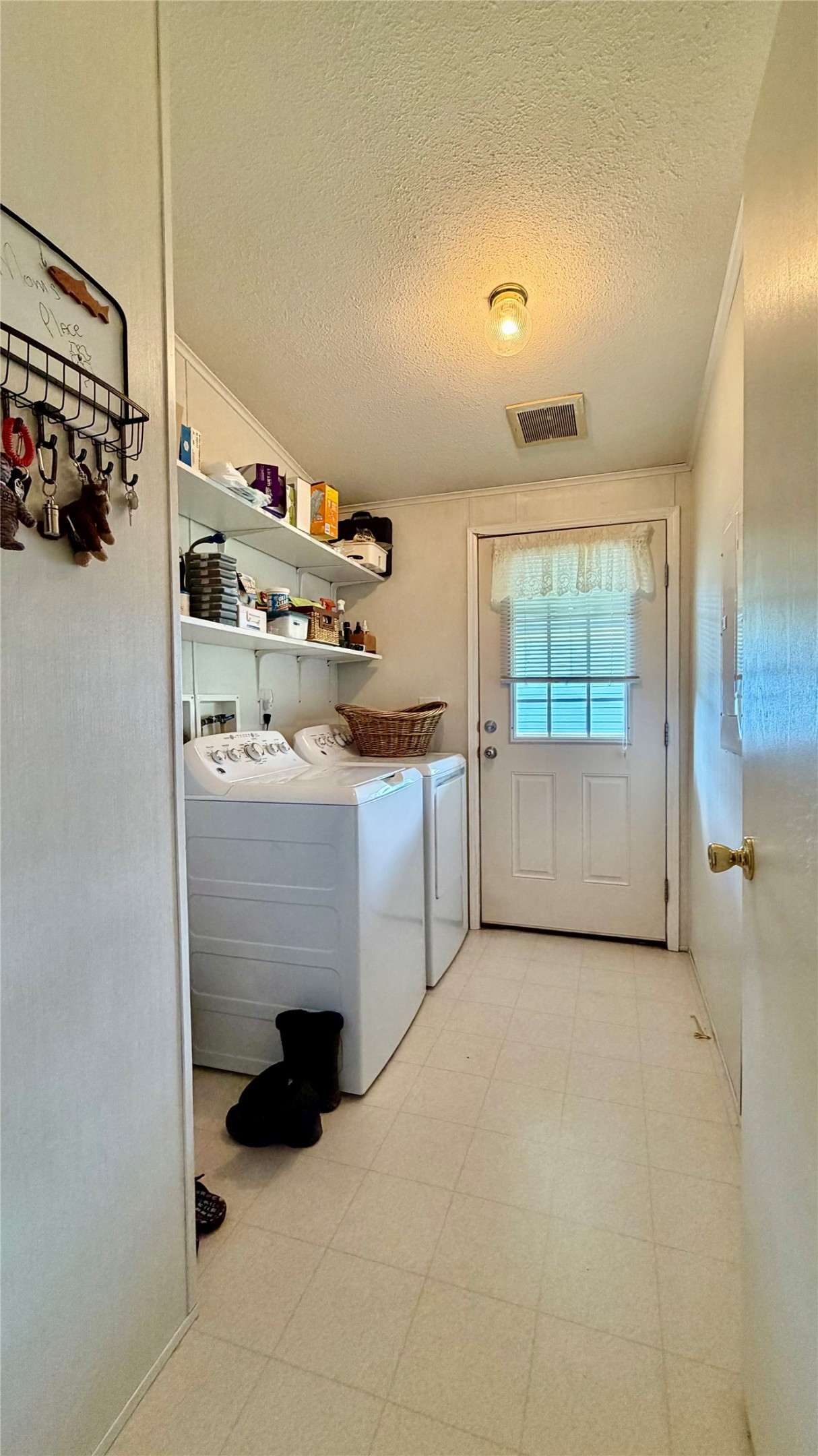 6010 Lebeau Drive Property Photo 21