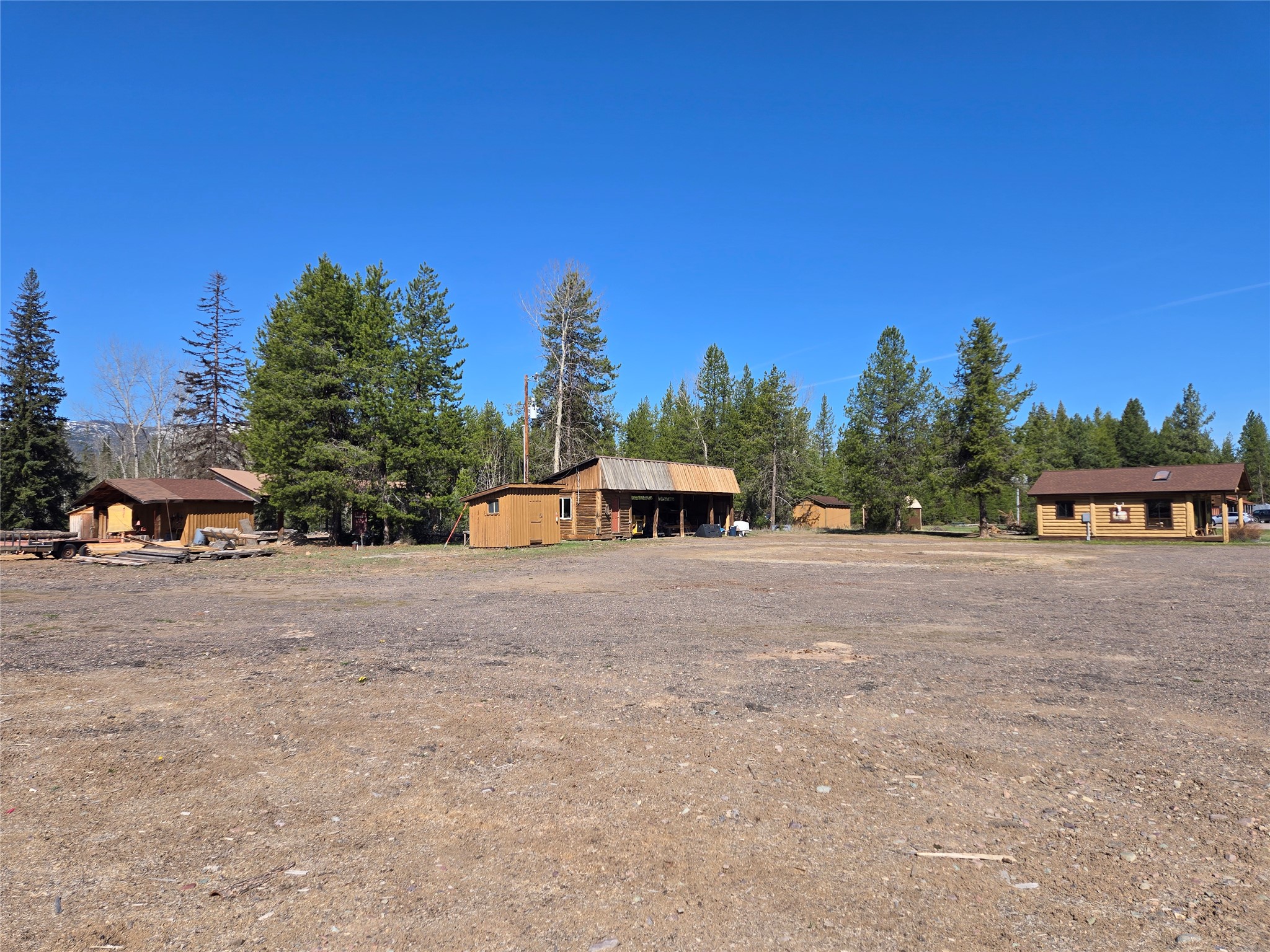 7377 Mt Highway 83 Property Photo 12