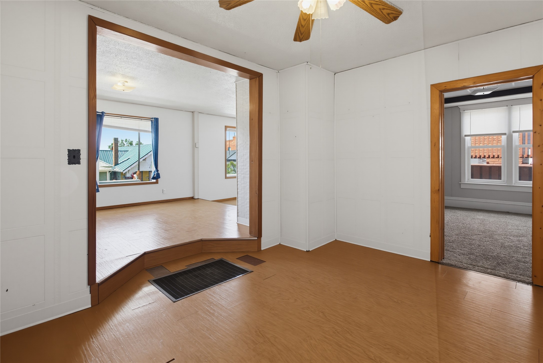 925 W Woolman Street Property Photo 21