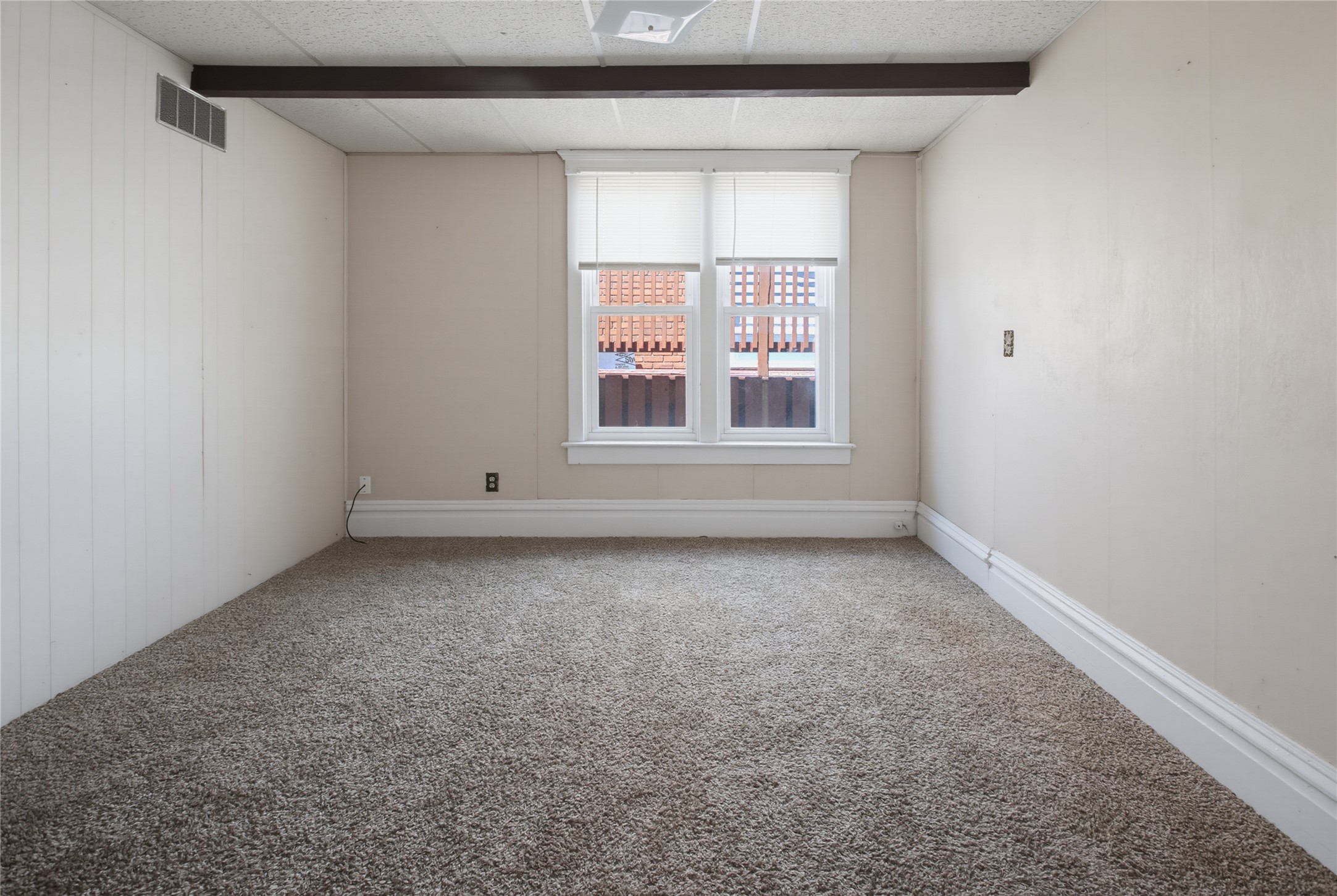 925 W Woolman Street Property Photo 33