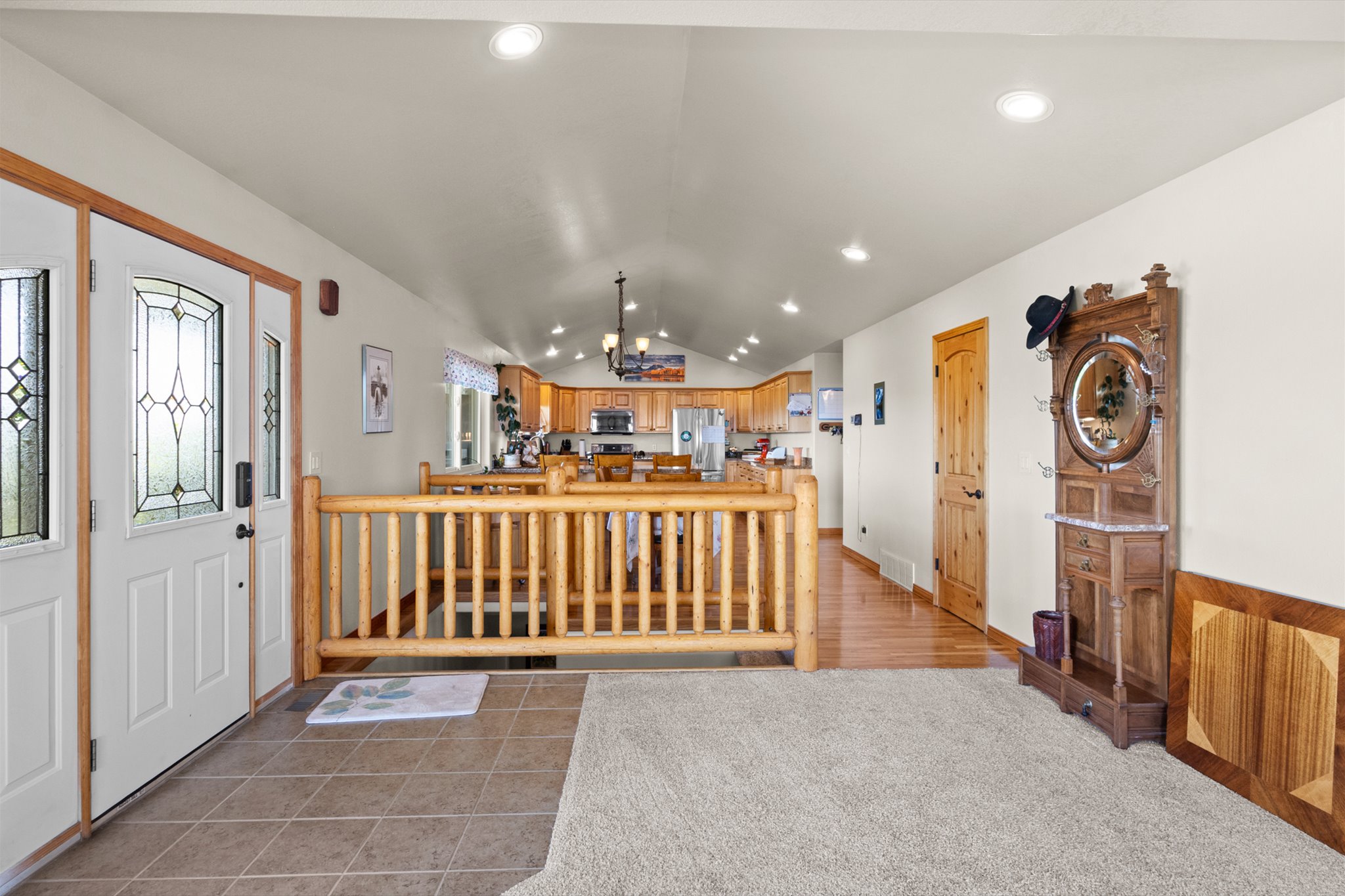 4561 Hillcrest Court Property Photo 8