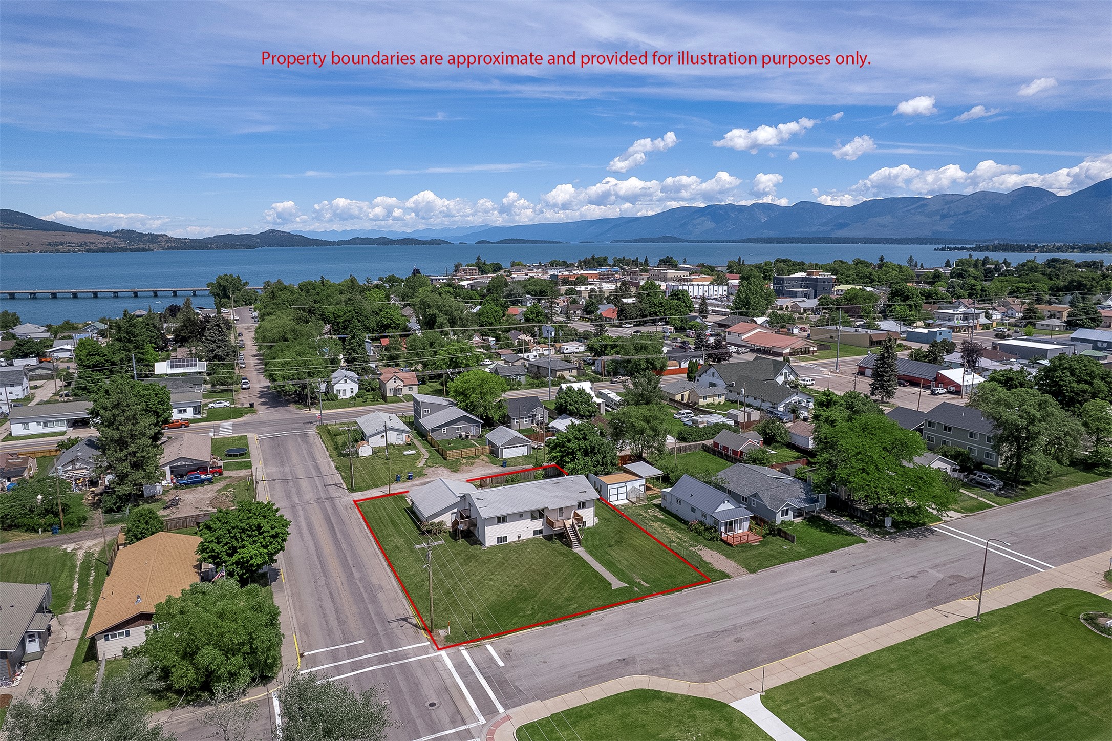 114 8th Avenue W Property Photo 1