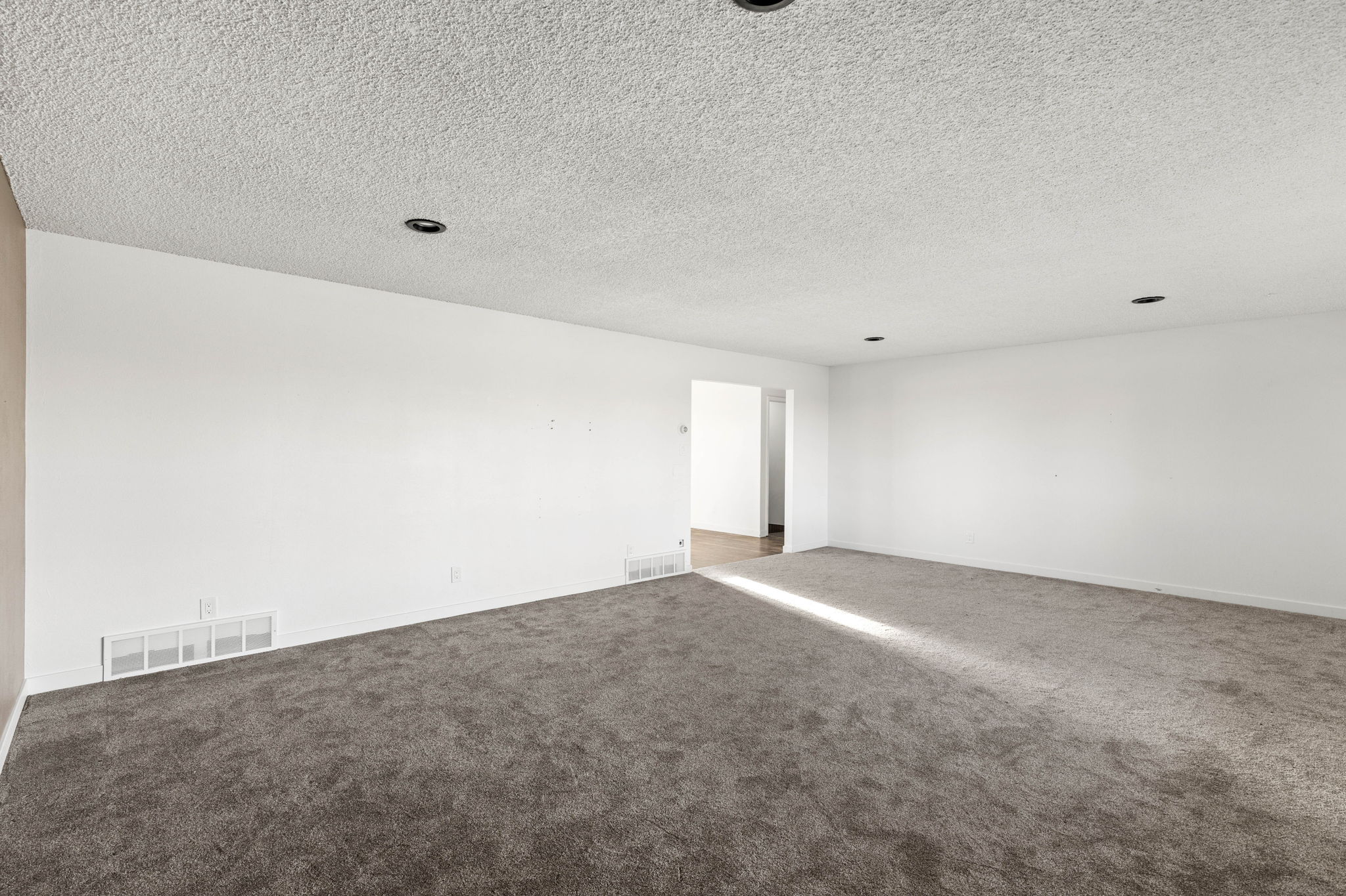 650 11th Lane Ne Property Photo 17