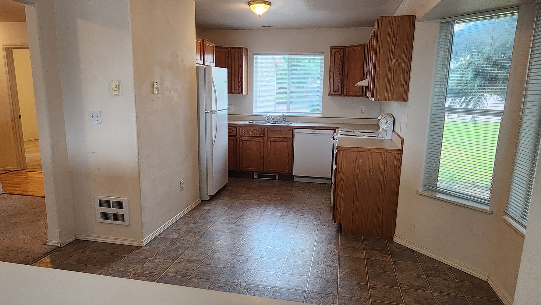 6 A Avenue A & B Property Photo 7