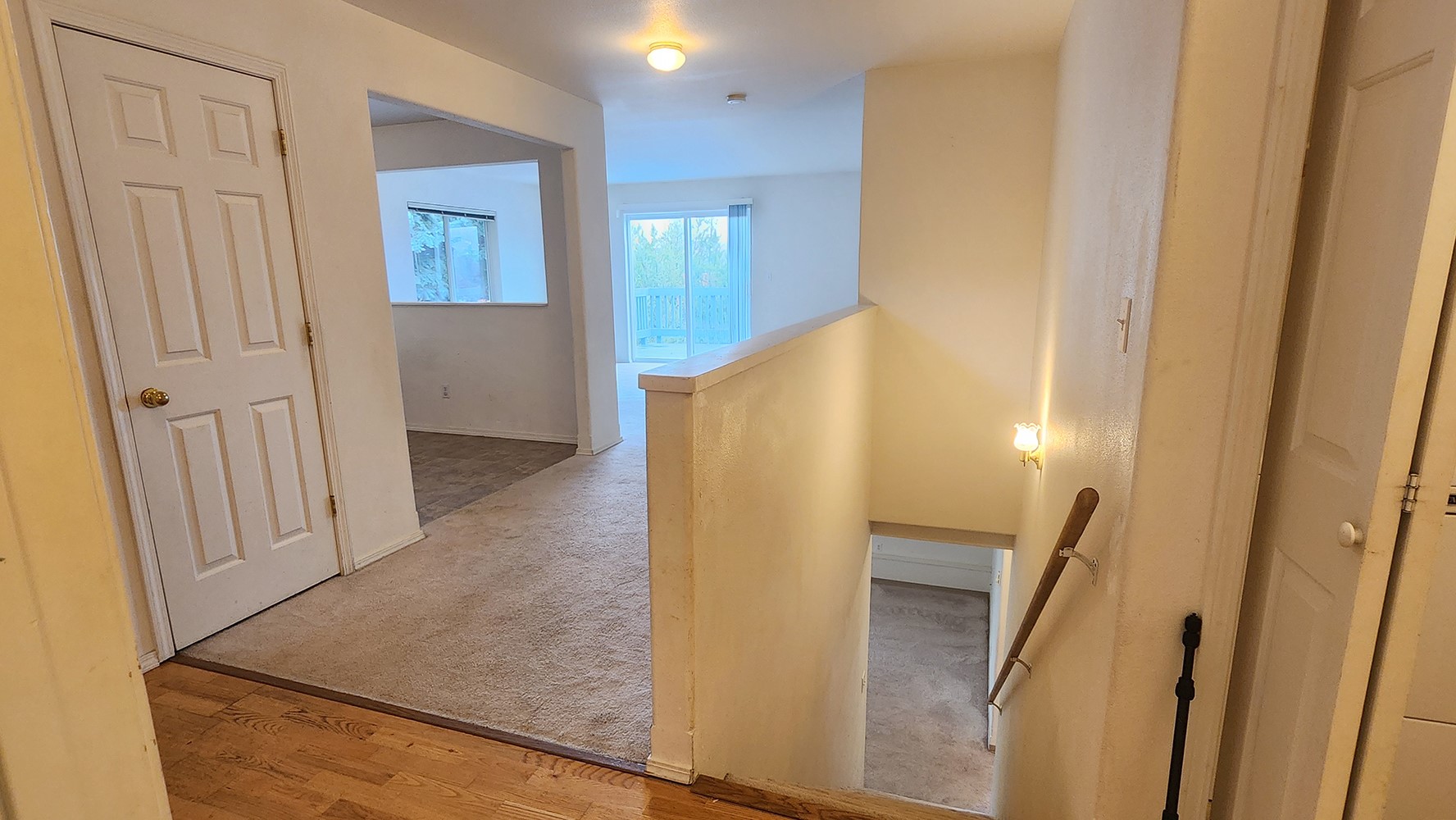 6 A Avenue A & B Property Photo 15