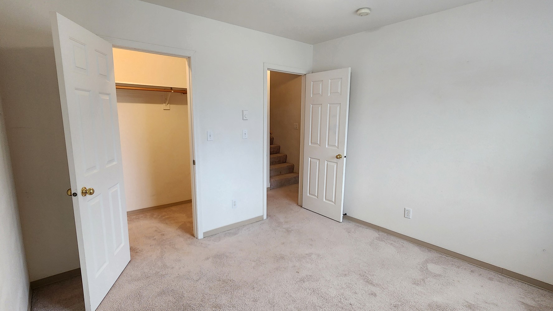 6 A Avenue A & B Property Photo 19